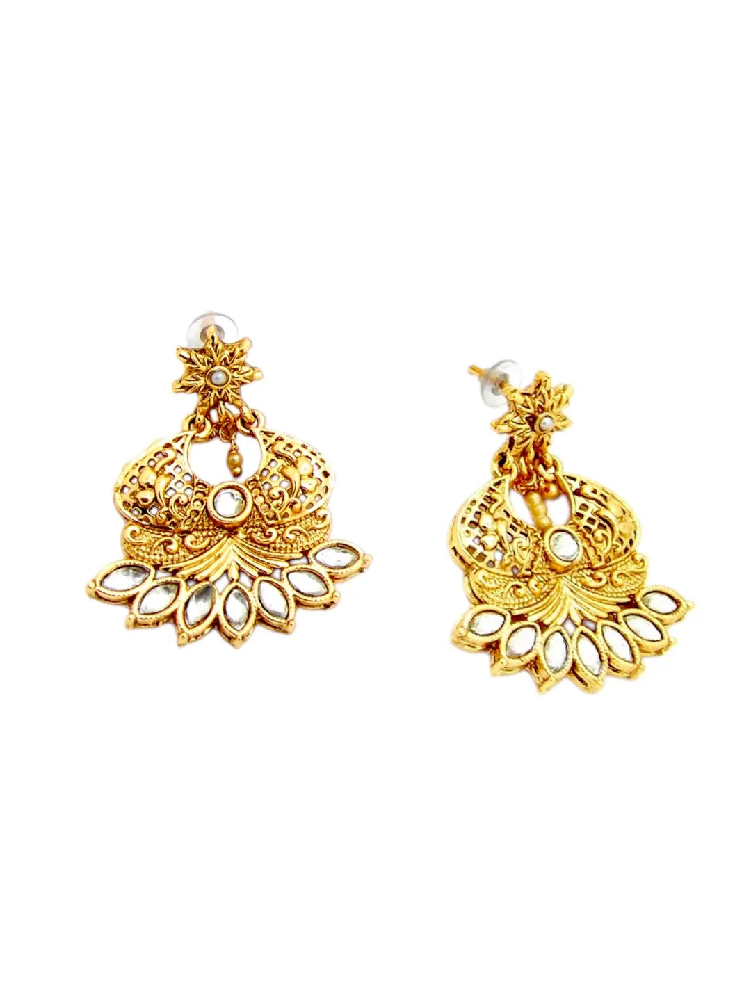 Gold-Toned Necklace With Leaf-Inspired Jewelry Set