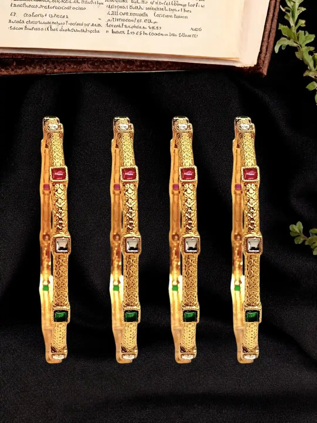 Set Of 4 Gold Plated Sleek Kundan Bangles