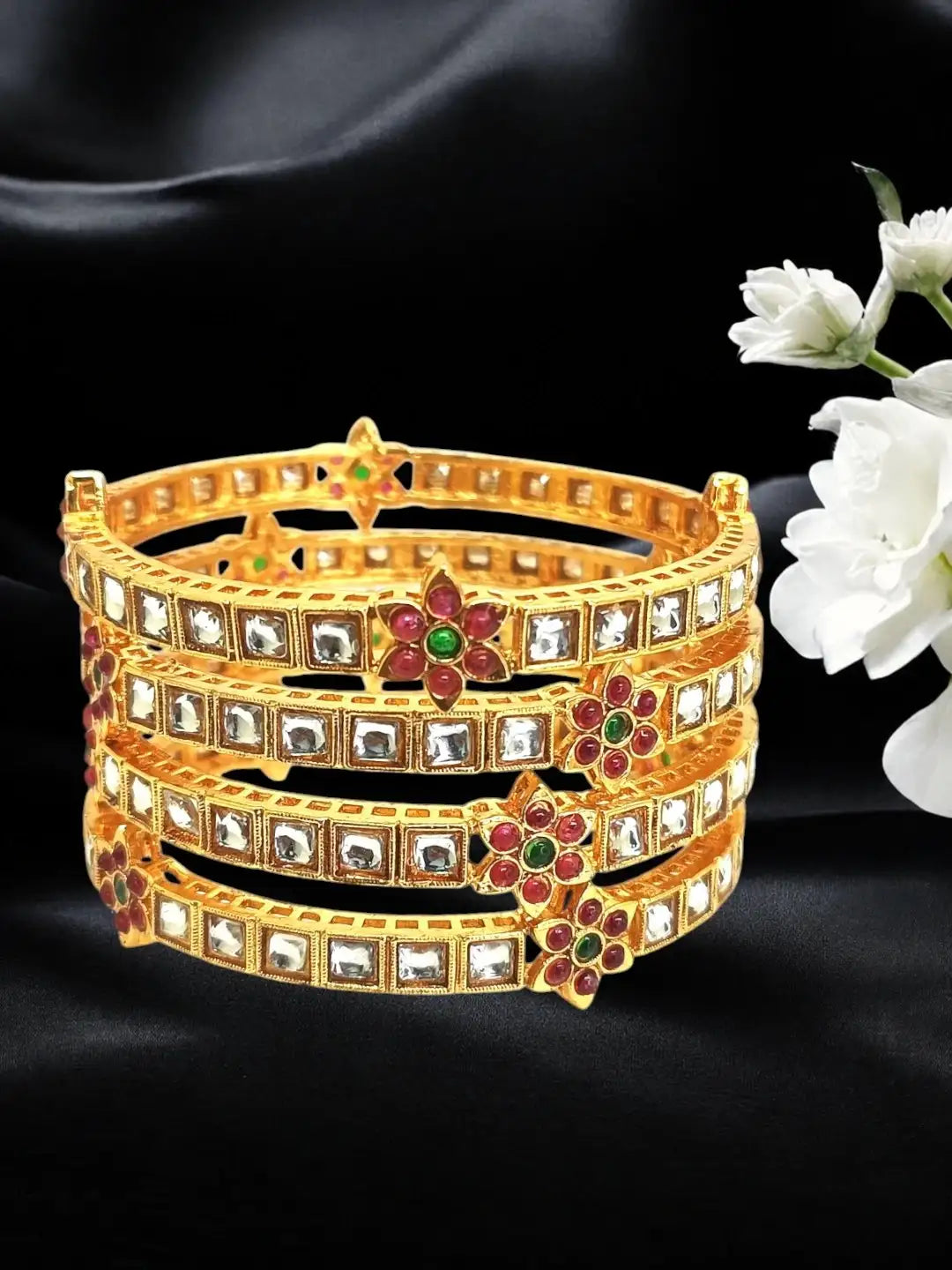 Set Of 4 Gold Plated Kundan Rajwadi Style Bangles