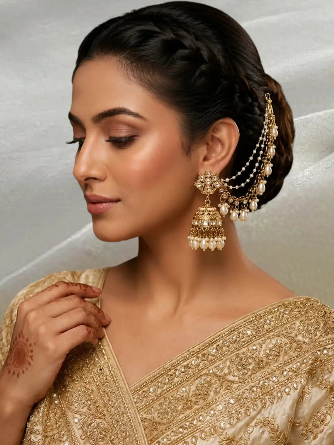 Antique Gold Plated Kundan Bahubali Jhumka Earrings