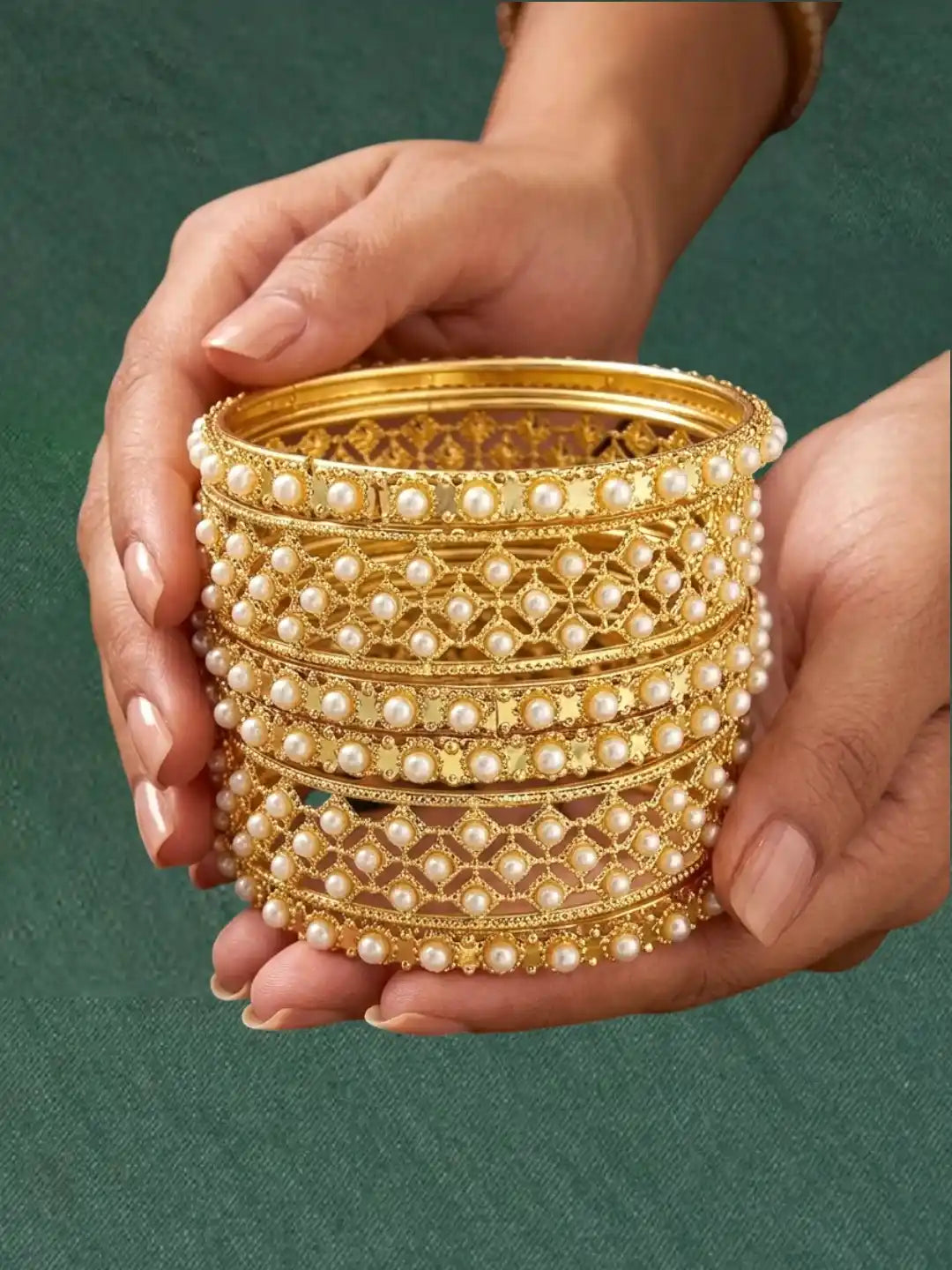 Set Of 6 Gold Plated Criss Cross Chuda Bangles