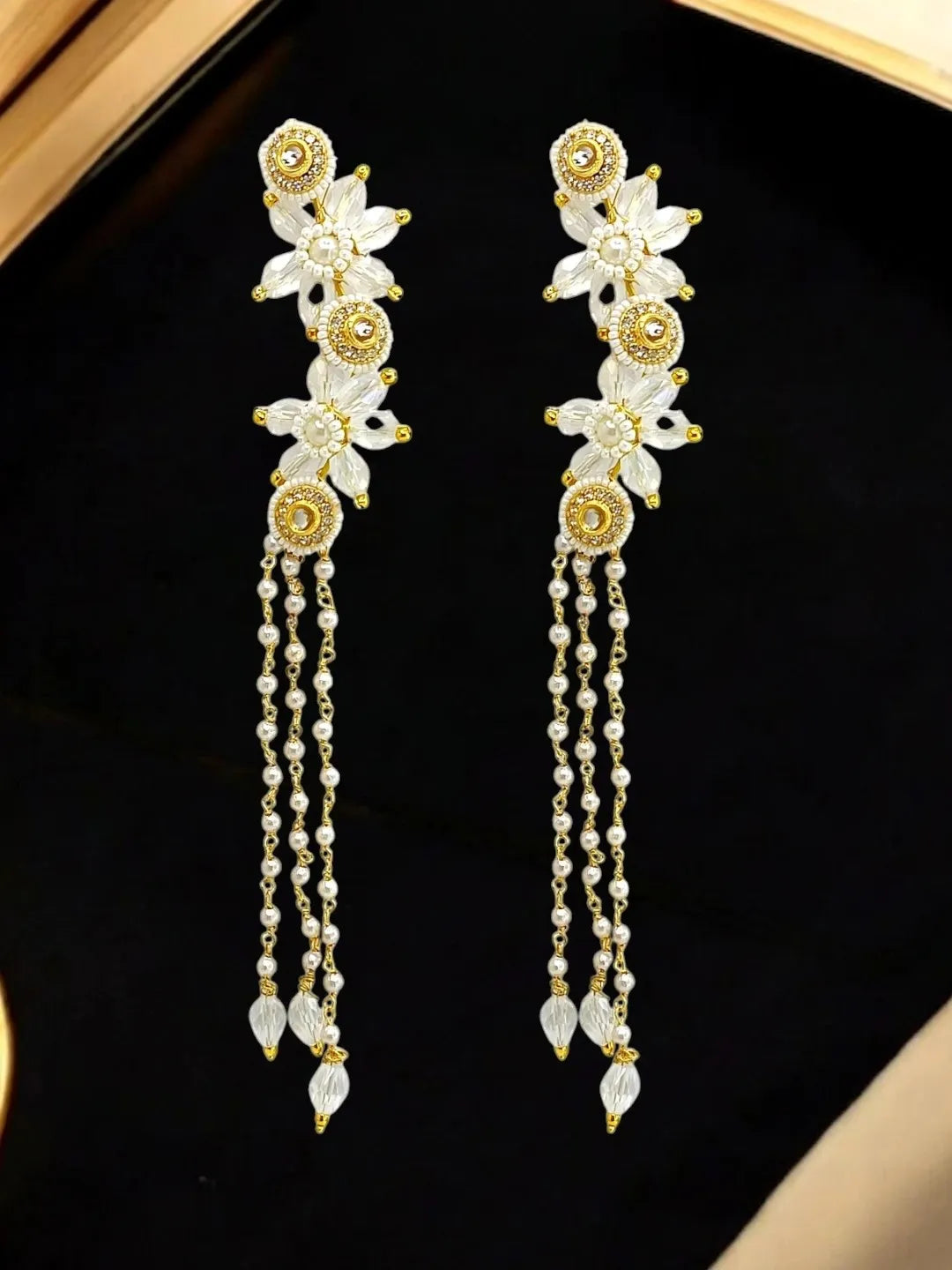 Clear White Fanshionista Crystals Dangler Ear Cuff Earrings