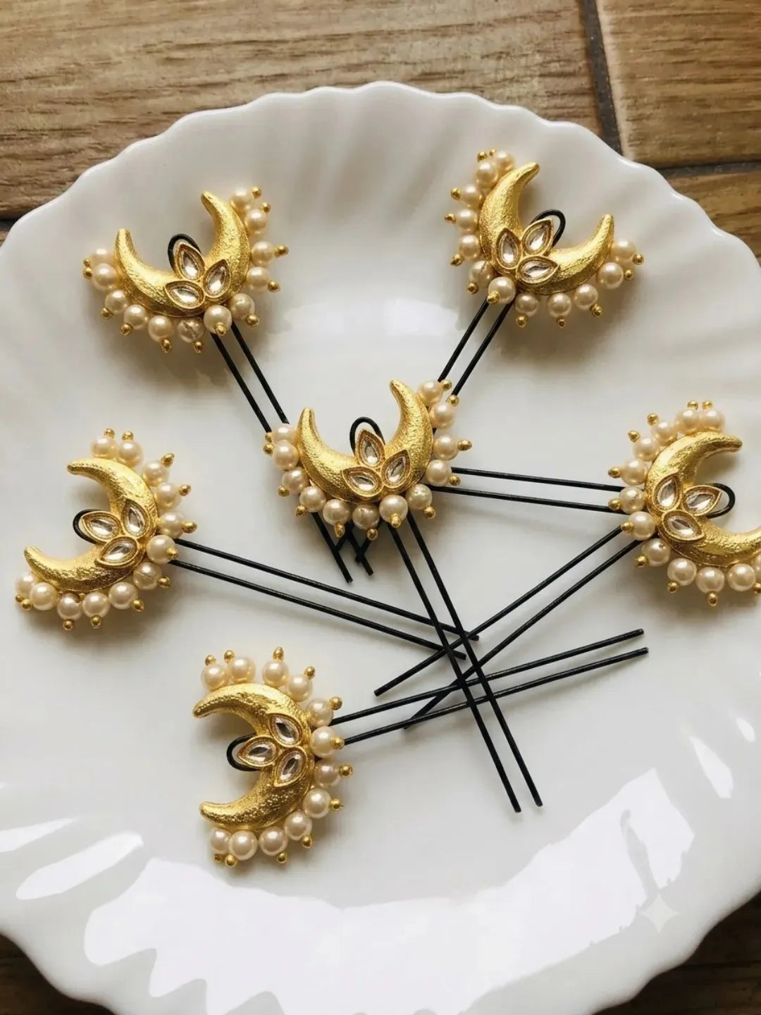 Set Of 6 Kundan Chandrakor U Pin Head Jewellery