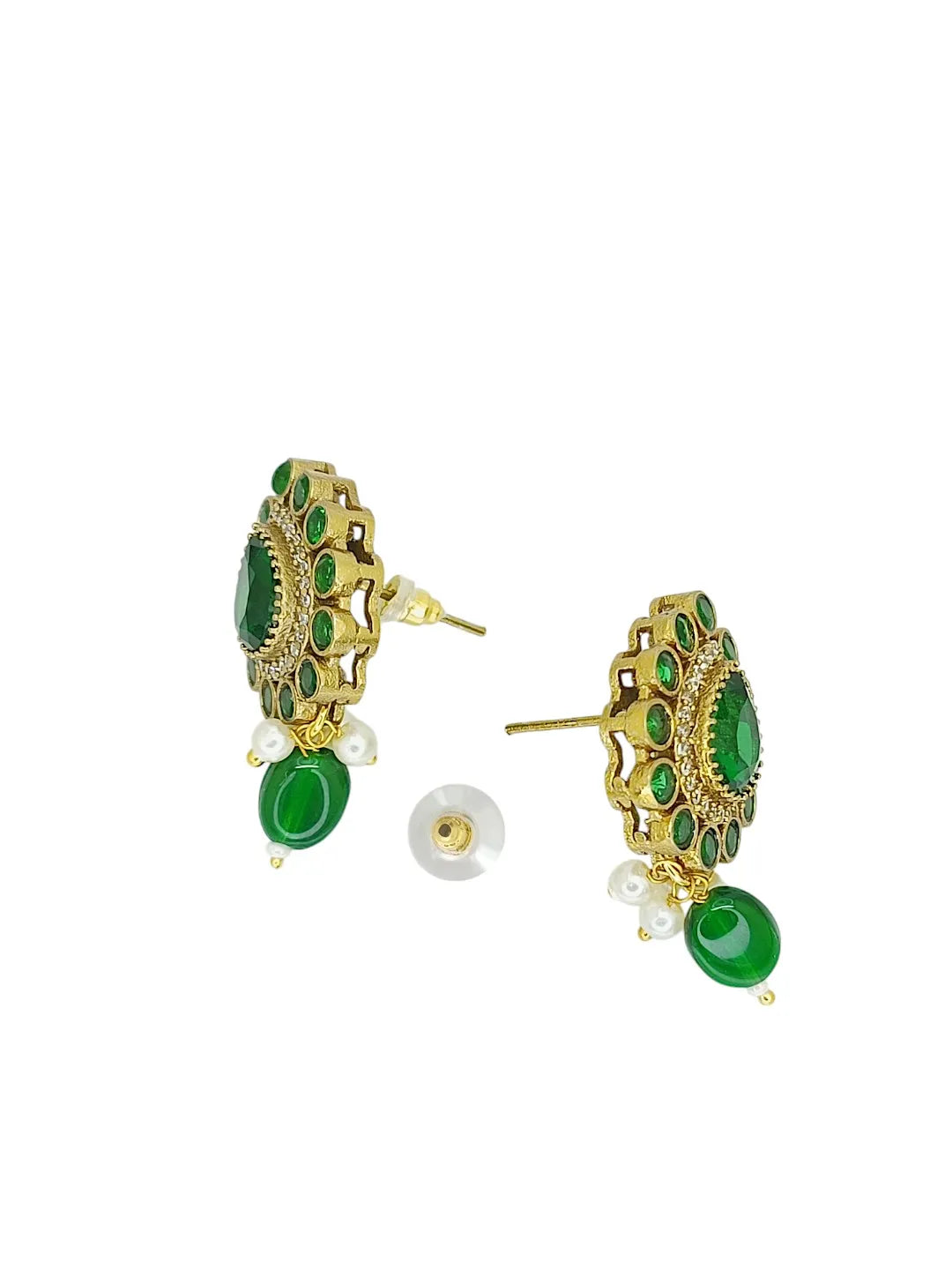 Emerald Green Beads And Central Pendant Jewelry Set