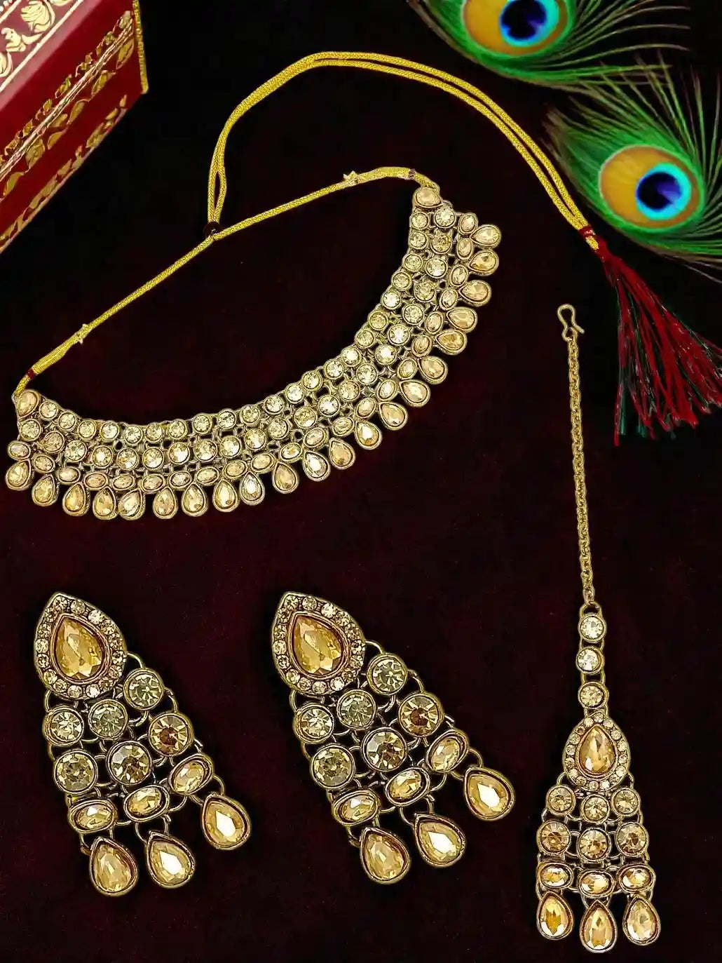 Golden Kundan & Stone Studded Jewellery Set