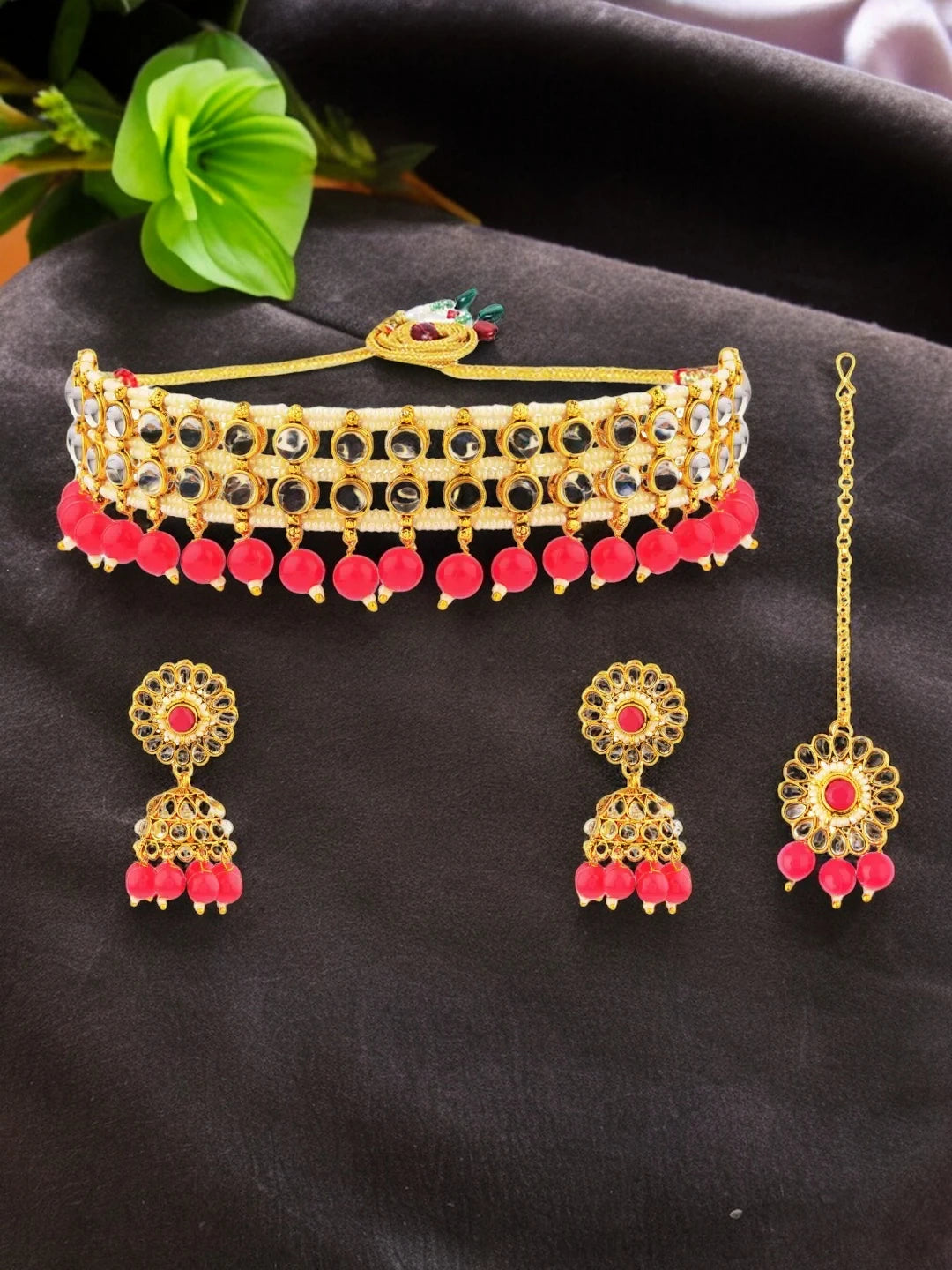 Red Kundan Adorned Jewellery Set