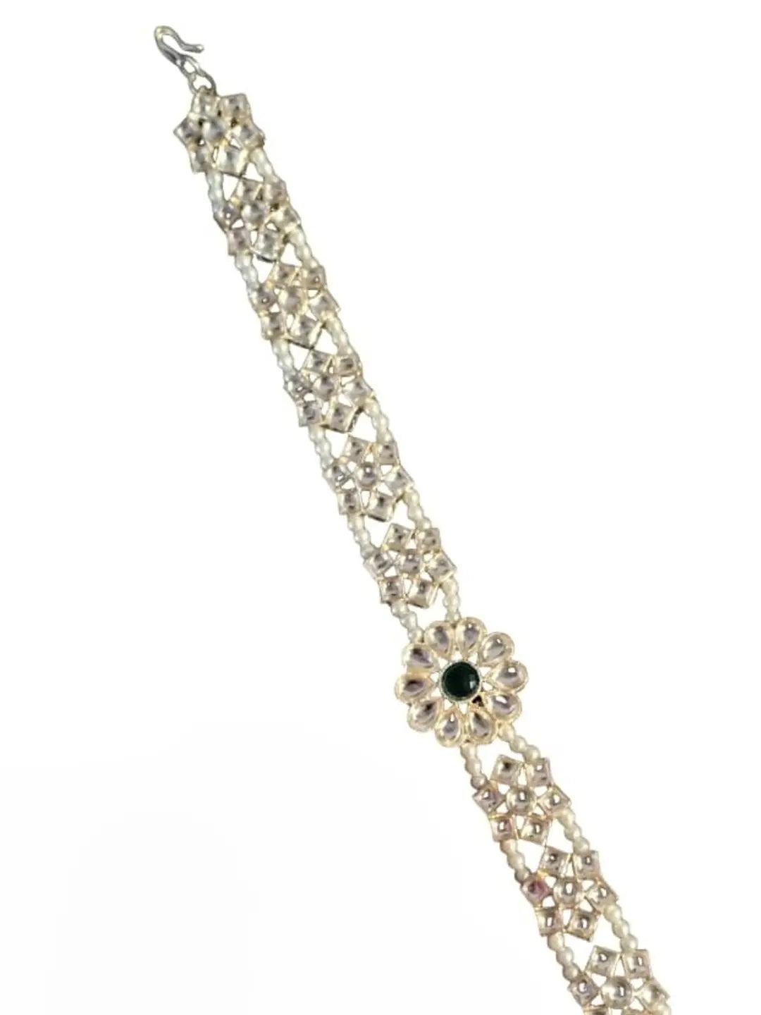 White Floral Sheeshphool