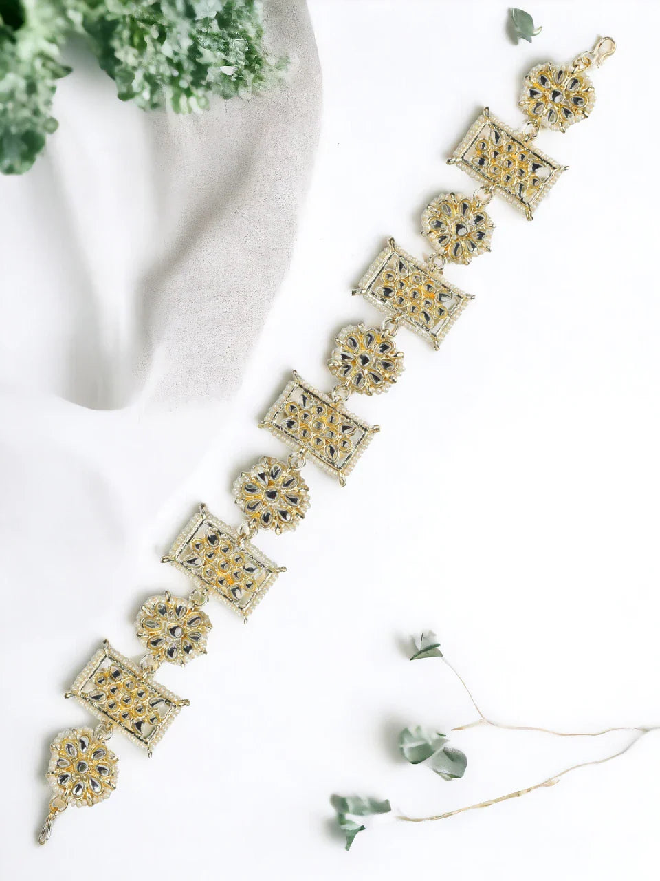 Rajasthani Kundan Pearl Bridal Mathapatti Sheeshphool