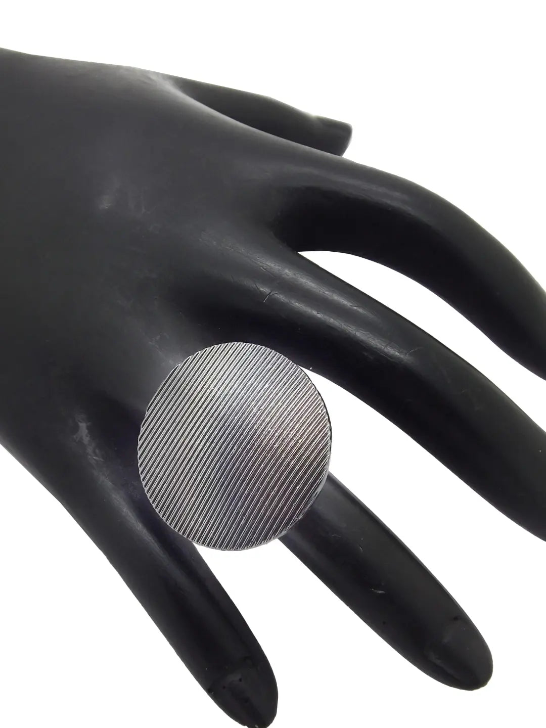 Black Horizontal Ring