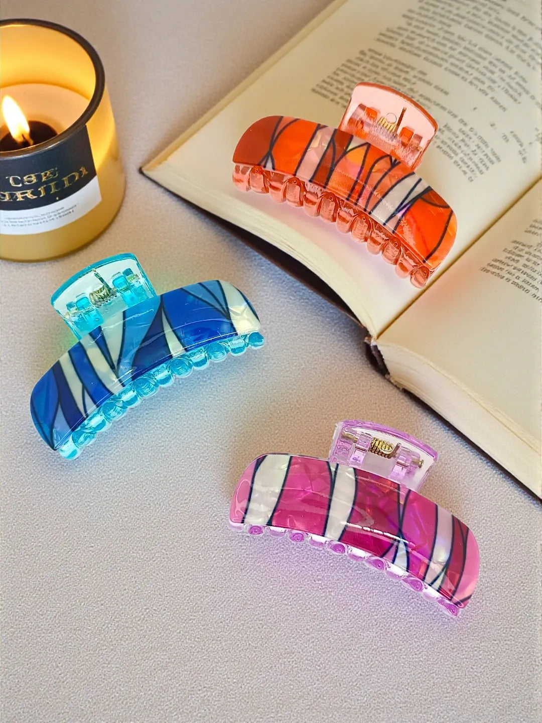 Women Set of 3 Vibrant Multicolor Claw Clip