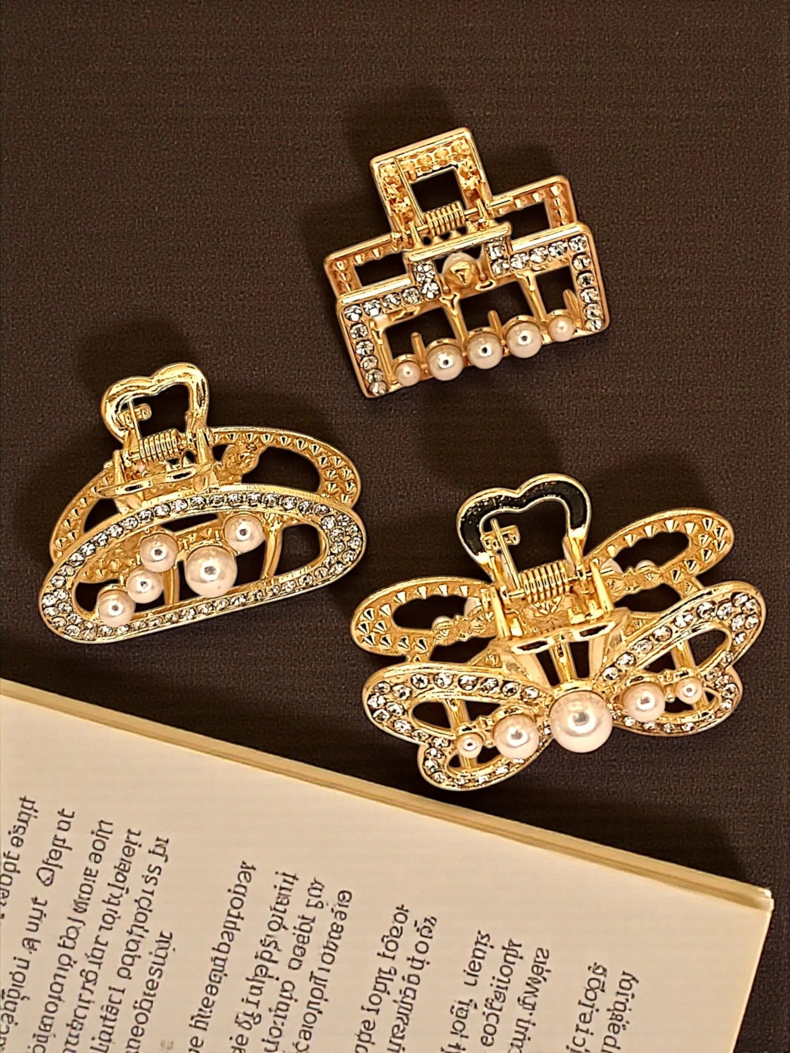 Women Set of 3 Claw Clip with Stone and Beads Studded