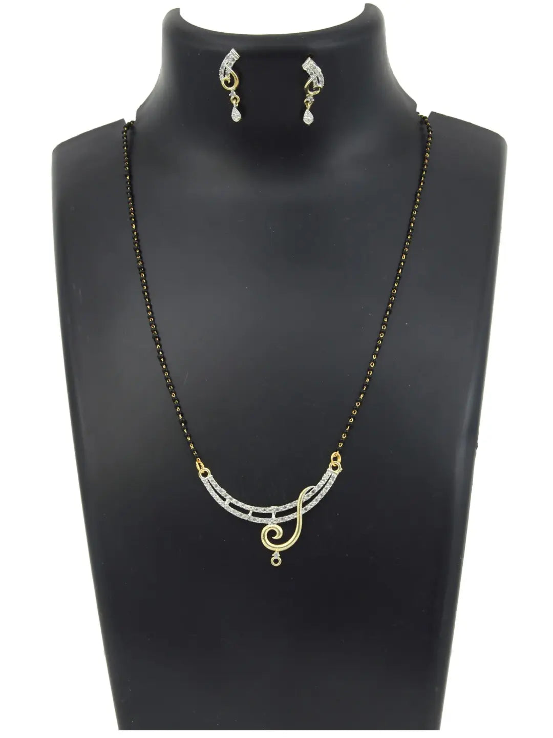 Half-Moon Rings Mangalsutra