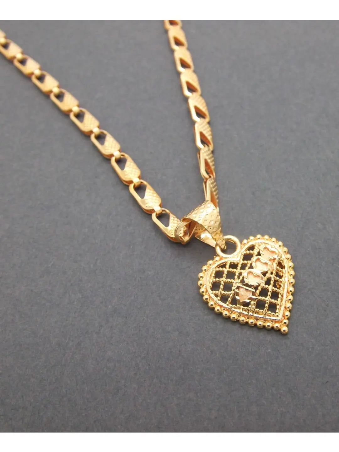 Checkered Heart Pendant Chain