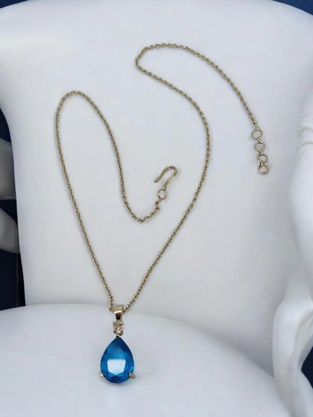 Blue Drop Pendant Chain