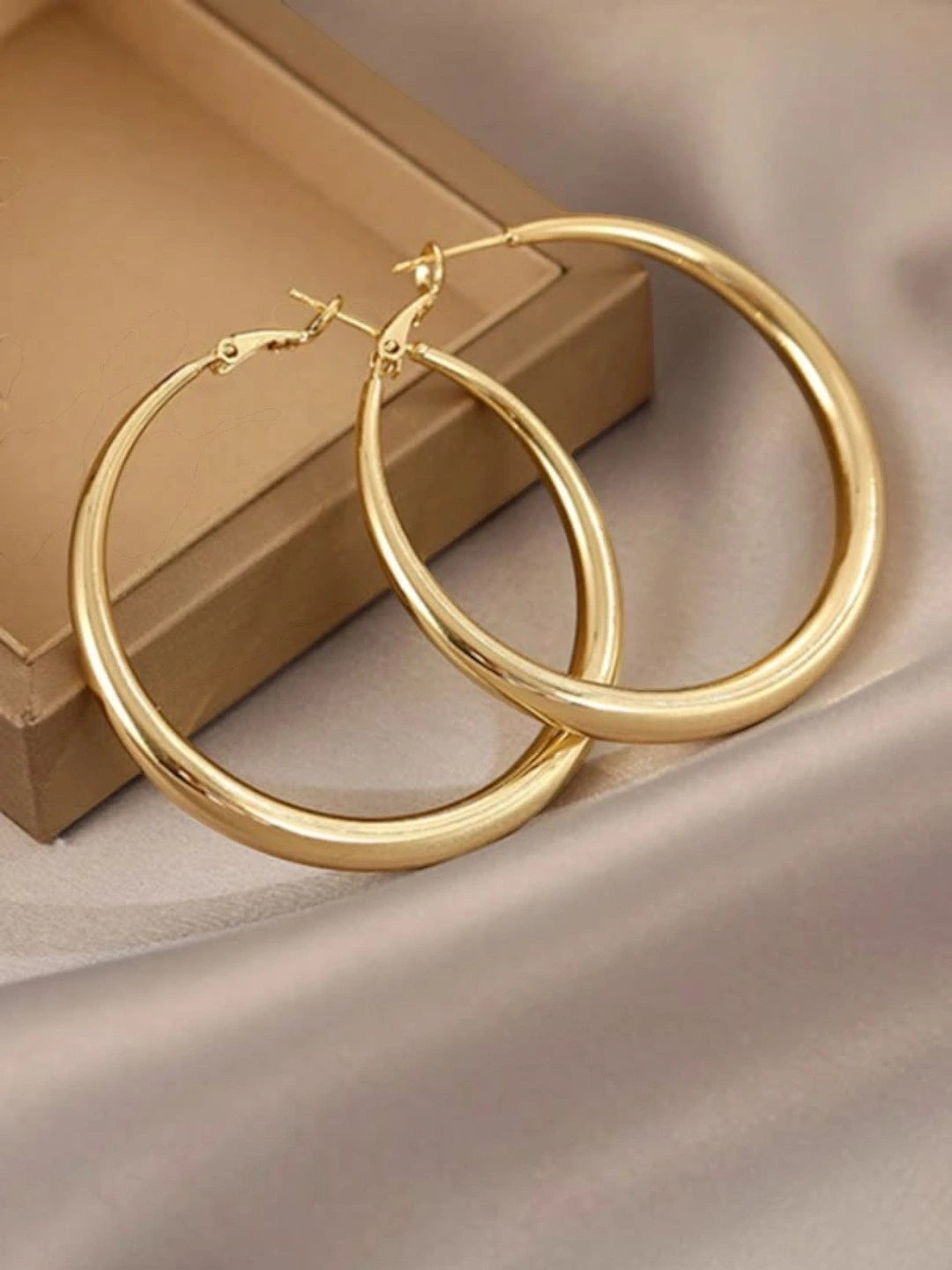 Classic Circle Gold Tone Anti-Tarnish Hoop Earrings