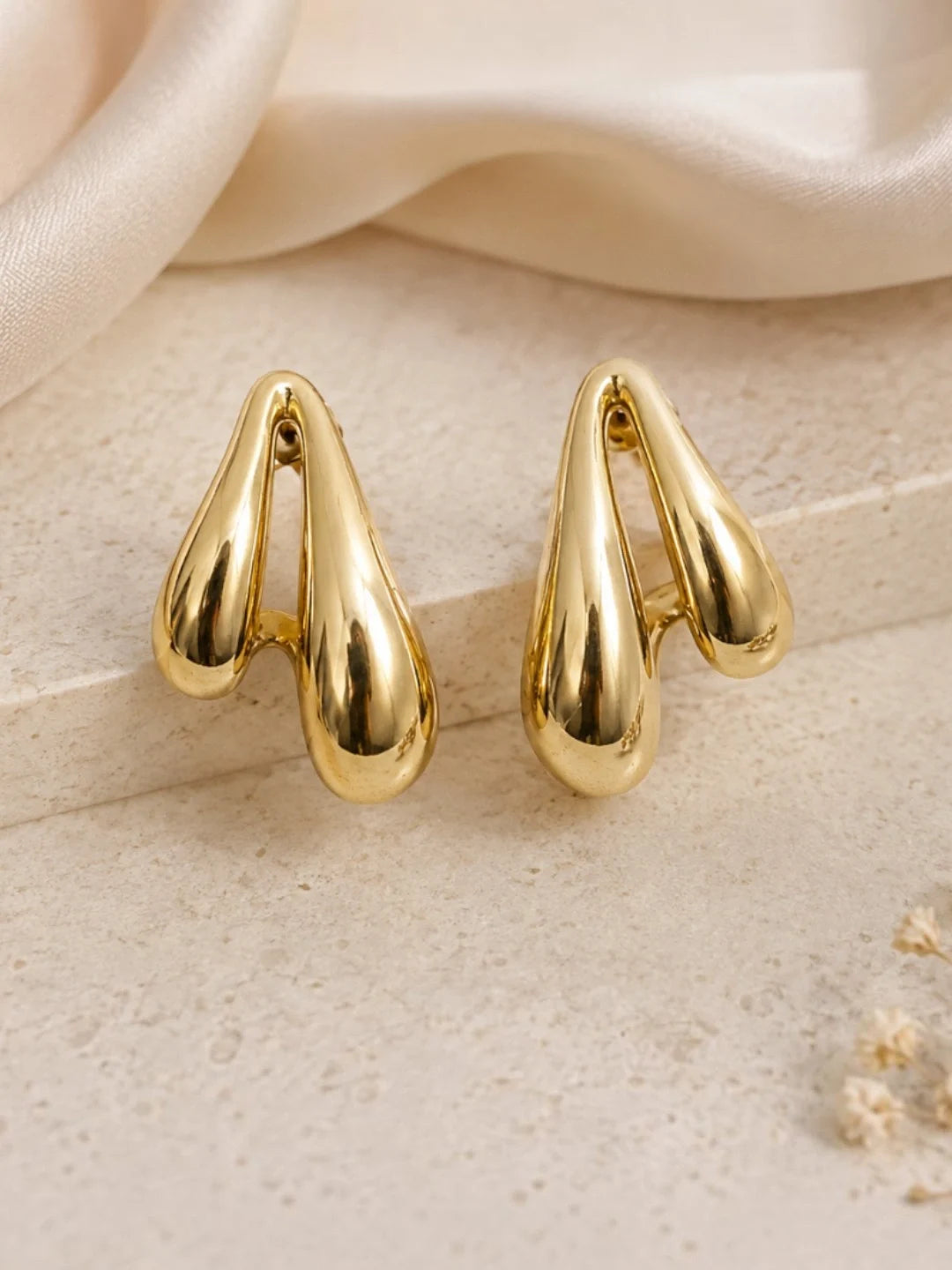 Anti Tarnish Trendy Drop Earrings