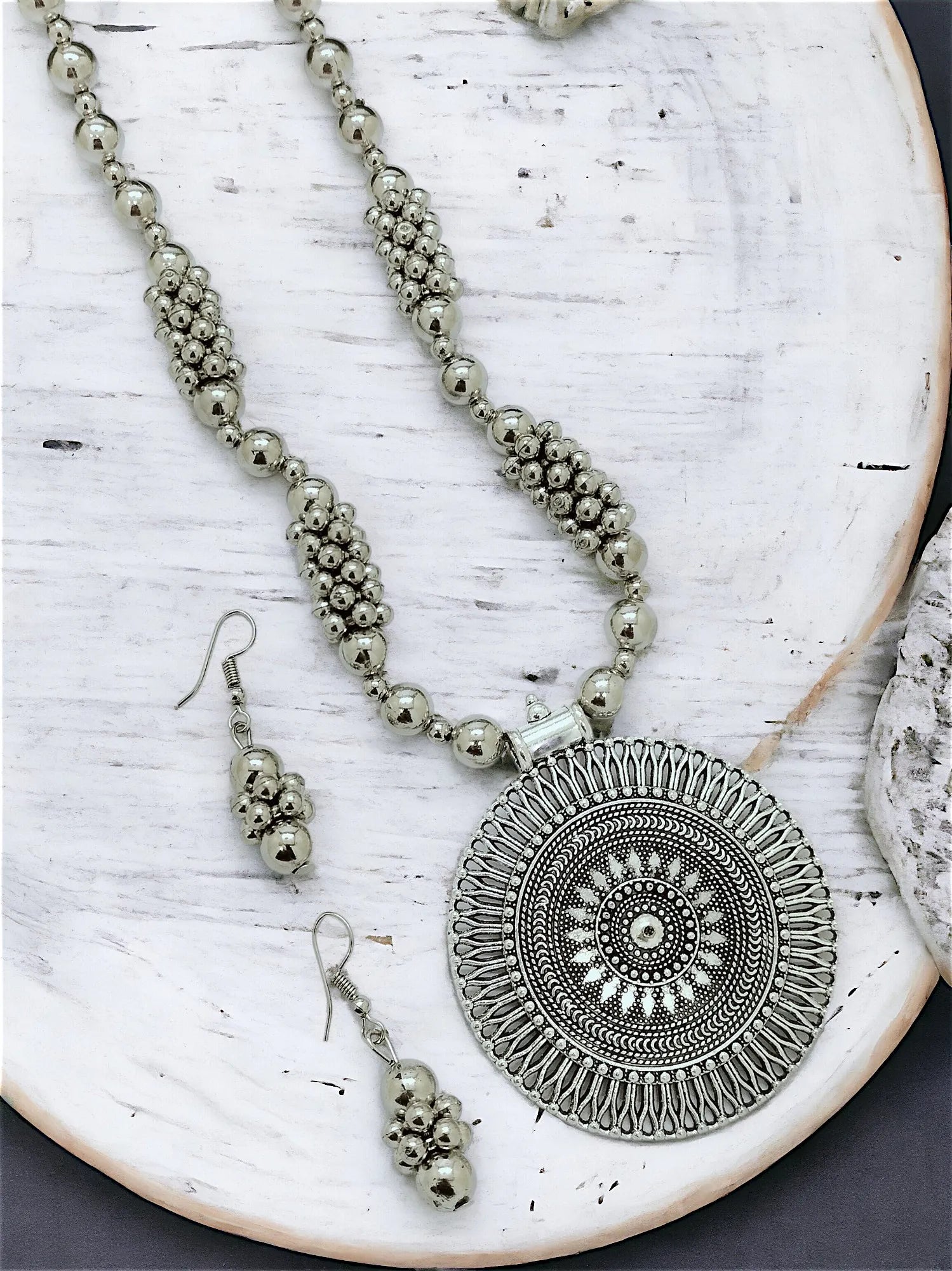 Silver Plated Artificial Beads Beaded Oxidised Necklace & Earrings