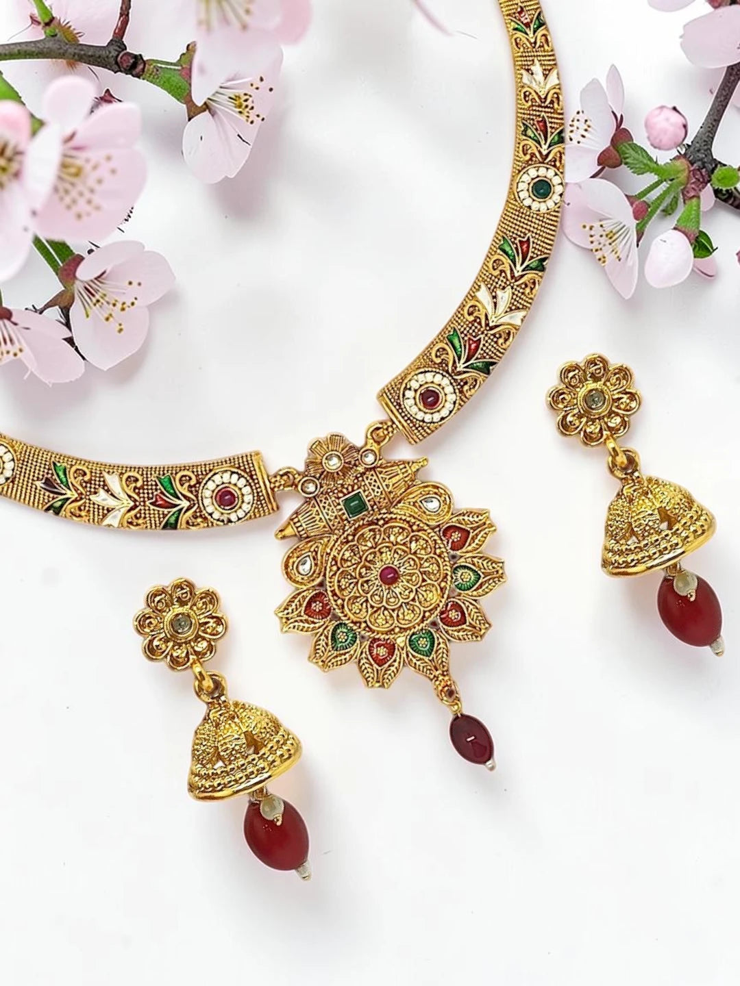 Gold-Plated Hasli Necklace Set