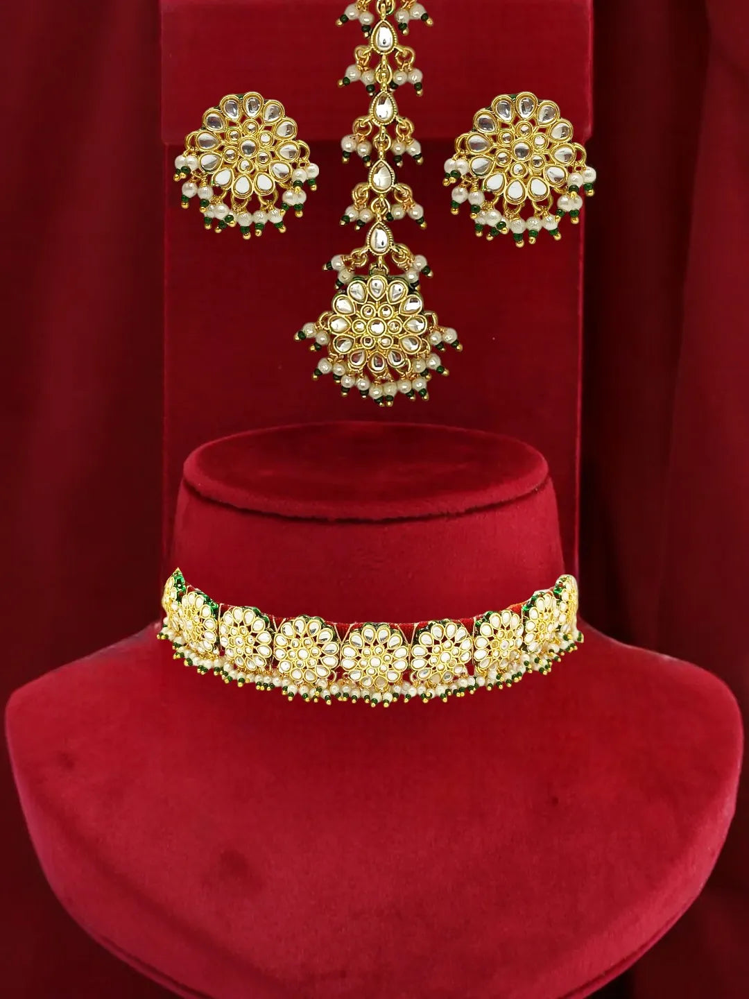 Gold-Plated Kundan-Studded & Beaded Velvet Choker Jewellery Set
