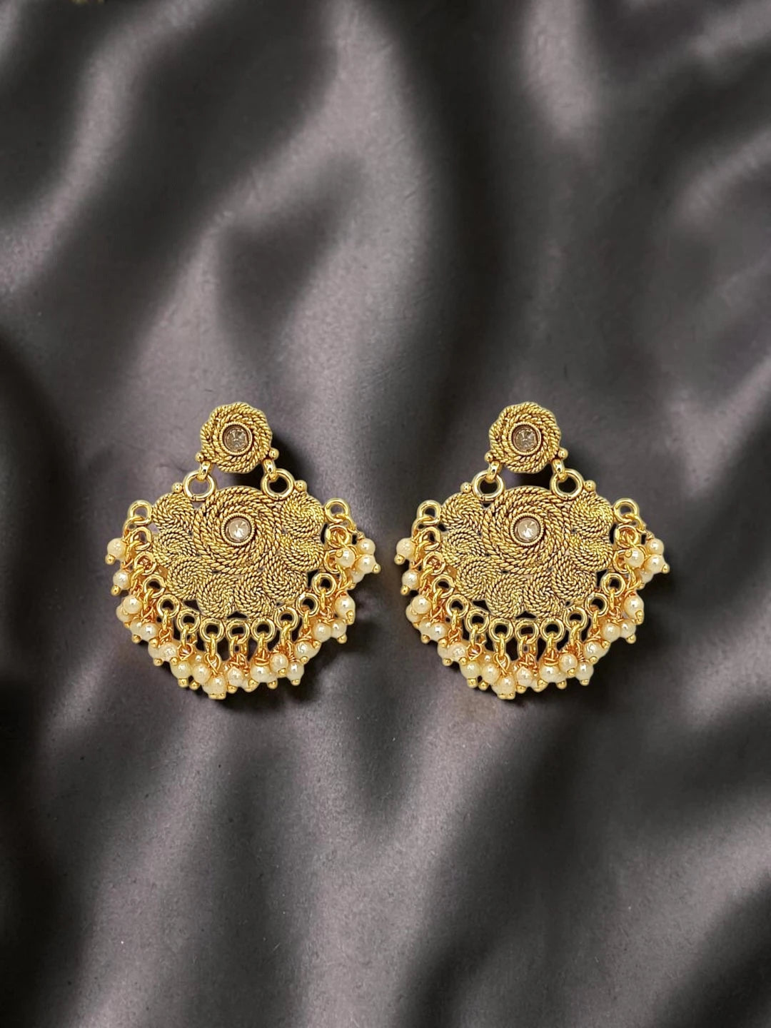 Gold Plated Stone Studded Hasli Necklace Set