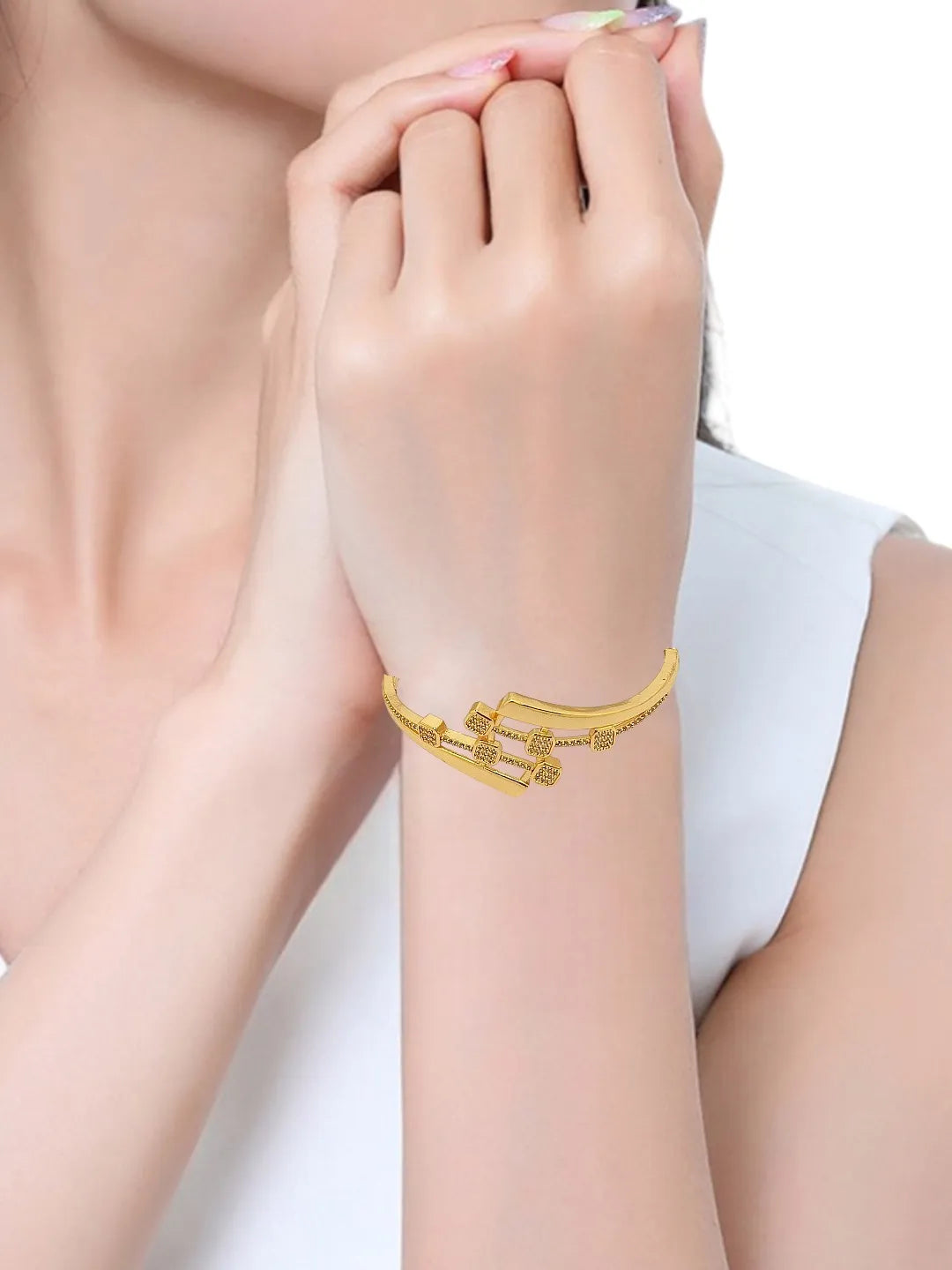 Women Cubic Zirconia Gold Plated Kada Bracelet