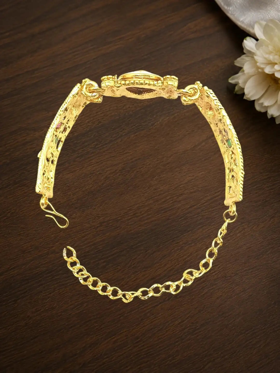 Gold Plated Kundan Rajwadi Adjustable Bracelet
