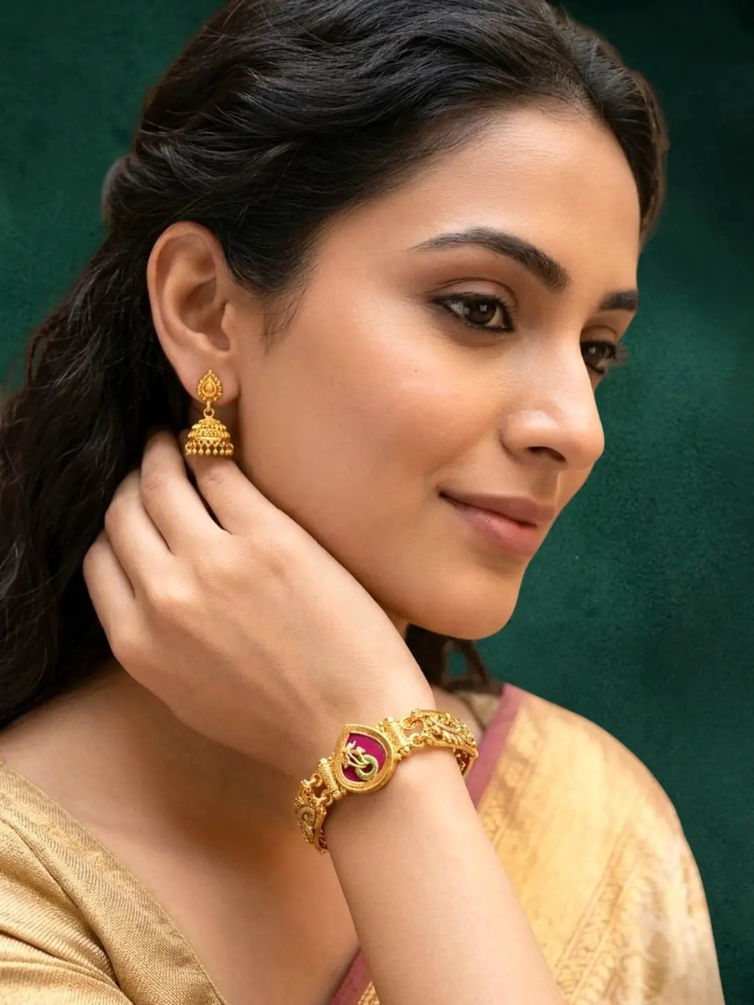 Gold Plated Heritage Drop Design Adjustable Bracelet