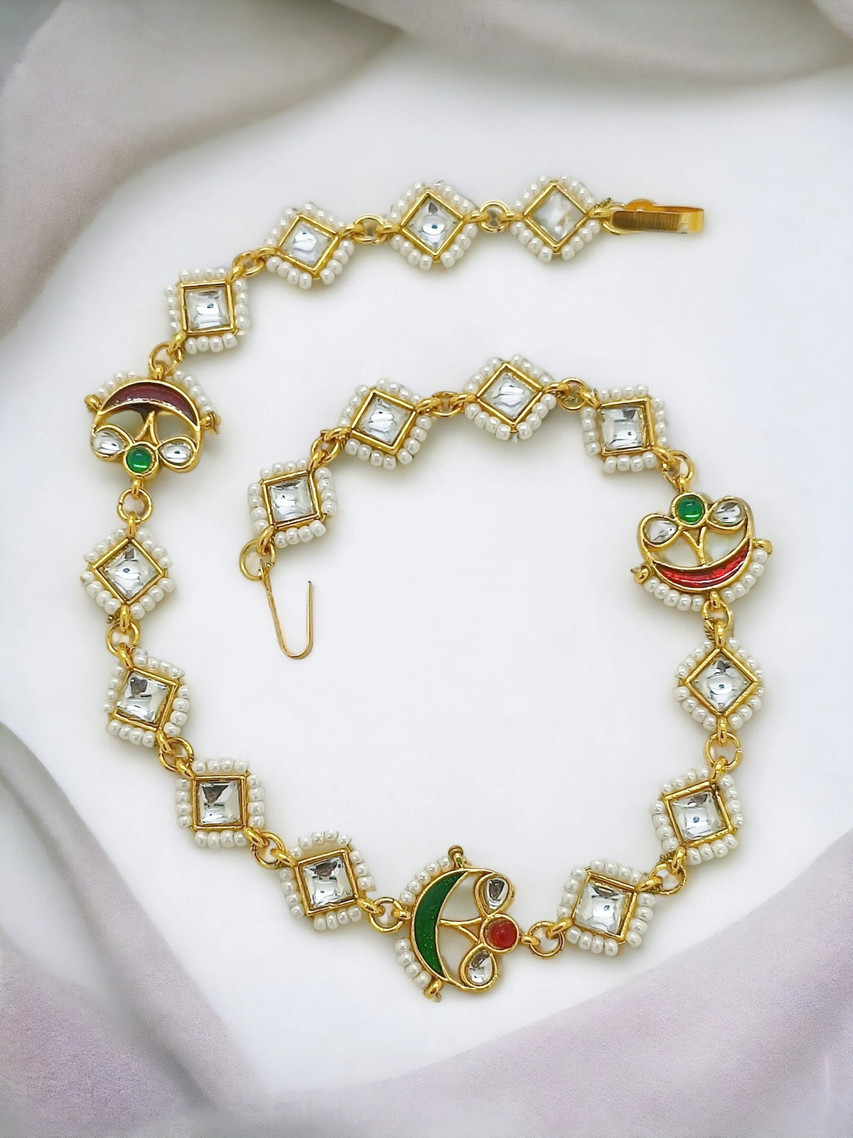Kundan Meenakari Delicate Mathapatti Sheeshphool