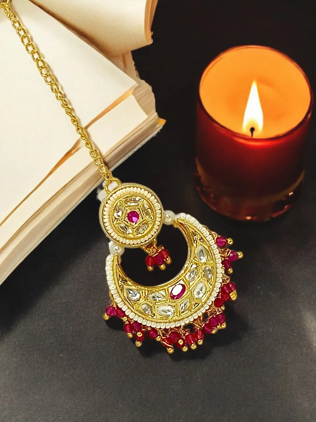 Gold-toned Classic Crescent Design Maangtikka