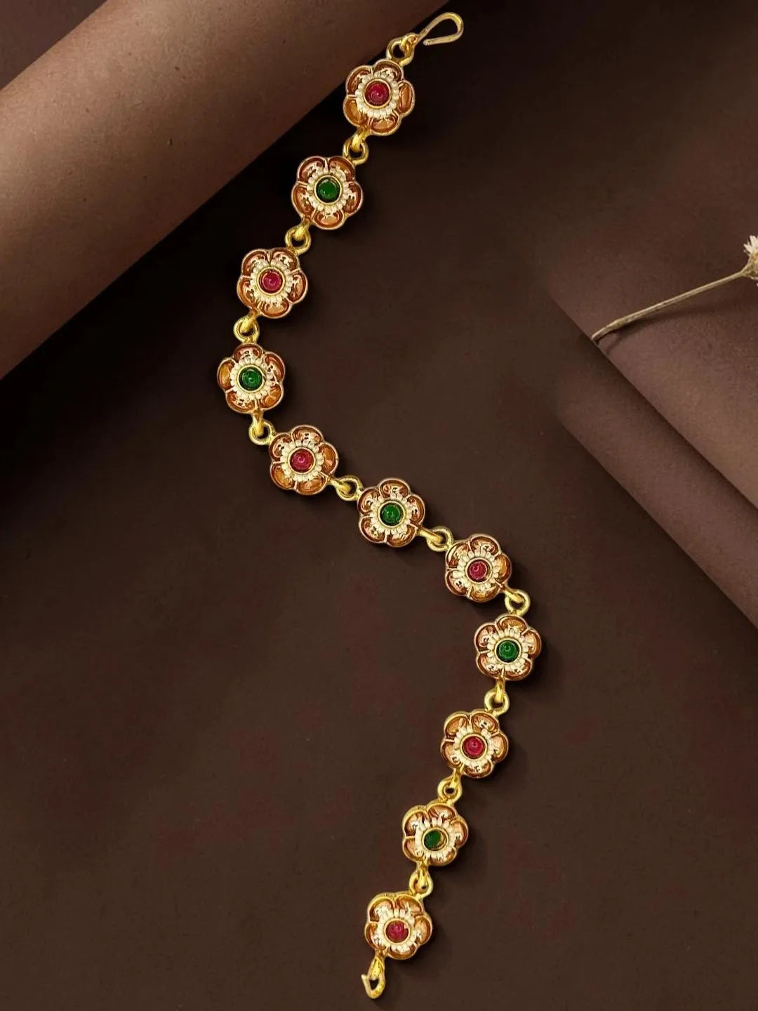 Gold Plated Floral  Kundan Mathapatti Sheeshphool