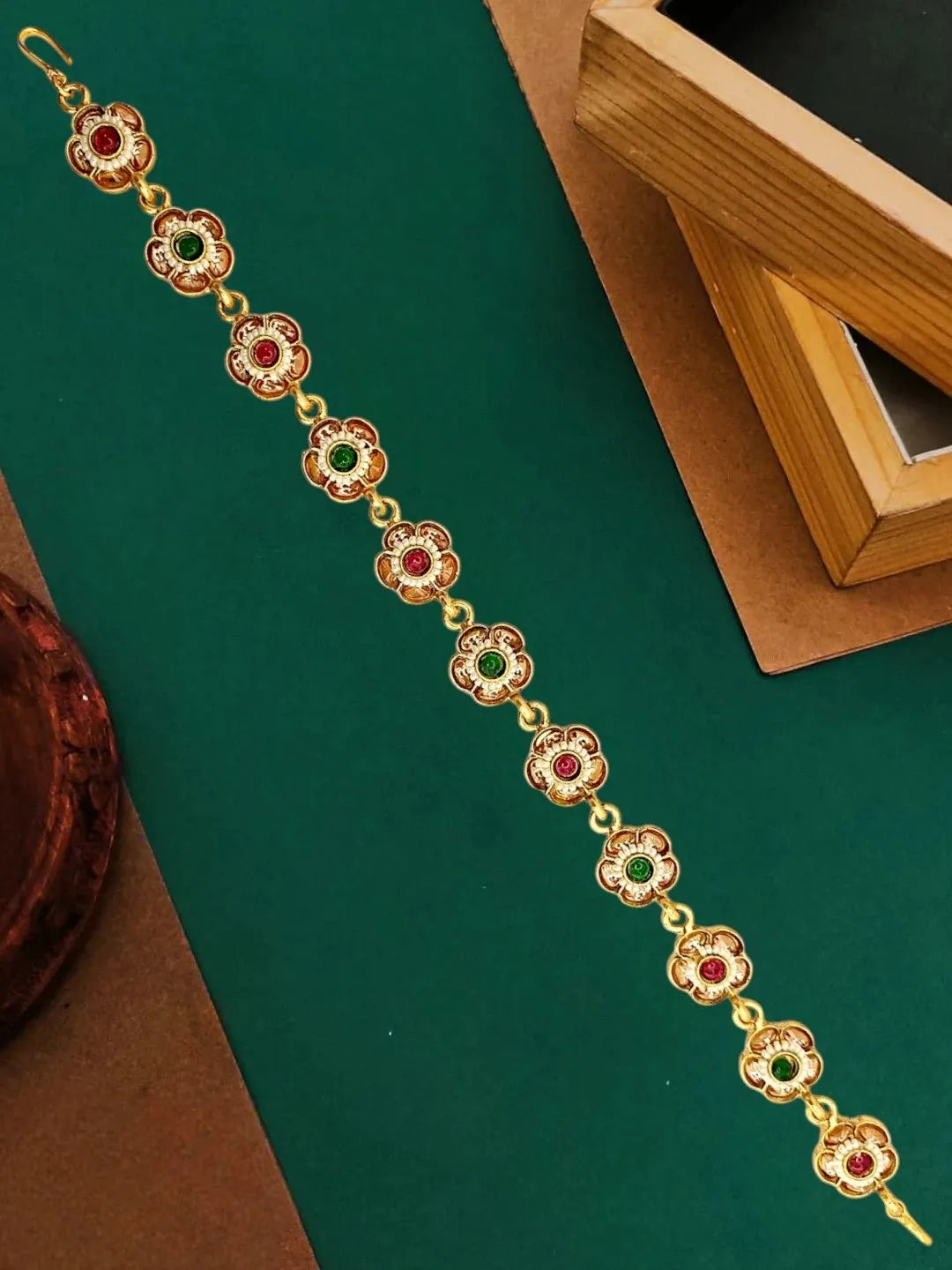 Gold Plated Floral  Kundan Mathapatti Sheeshphool