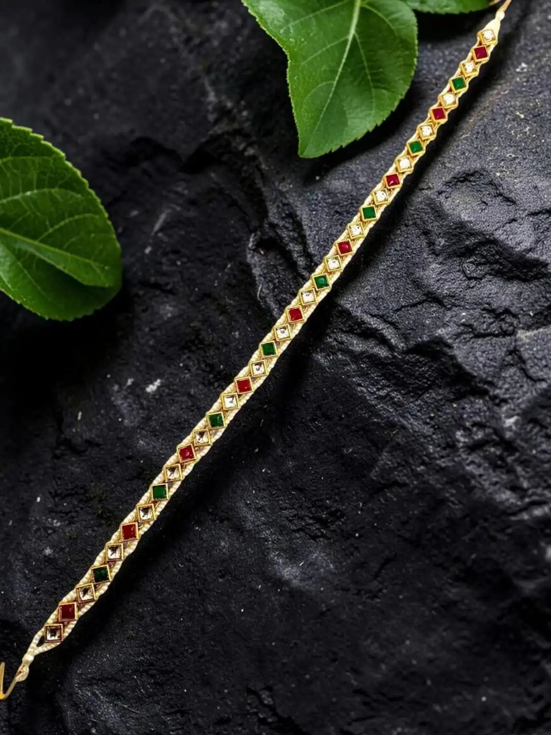 Gold Plated Sleek Kundan Mathapatti Sheeshphool