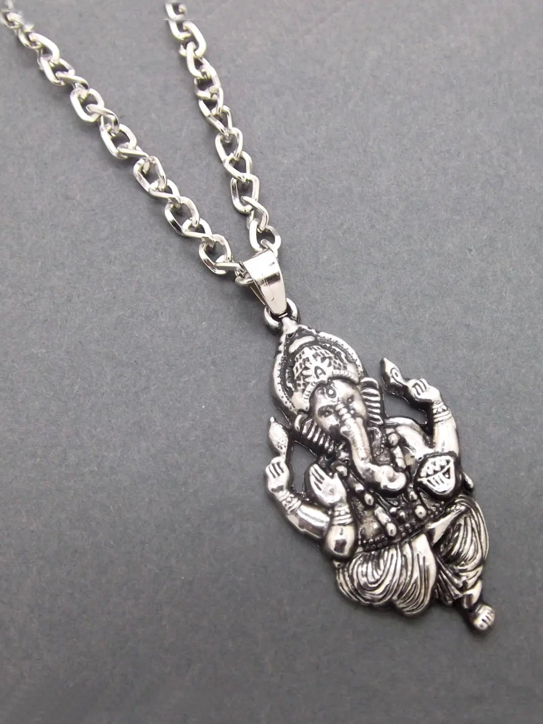 Ganpati Pendant Chain