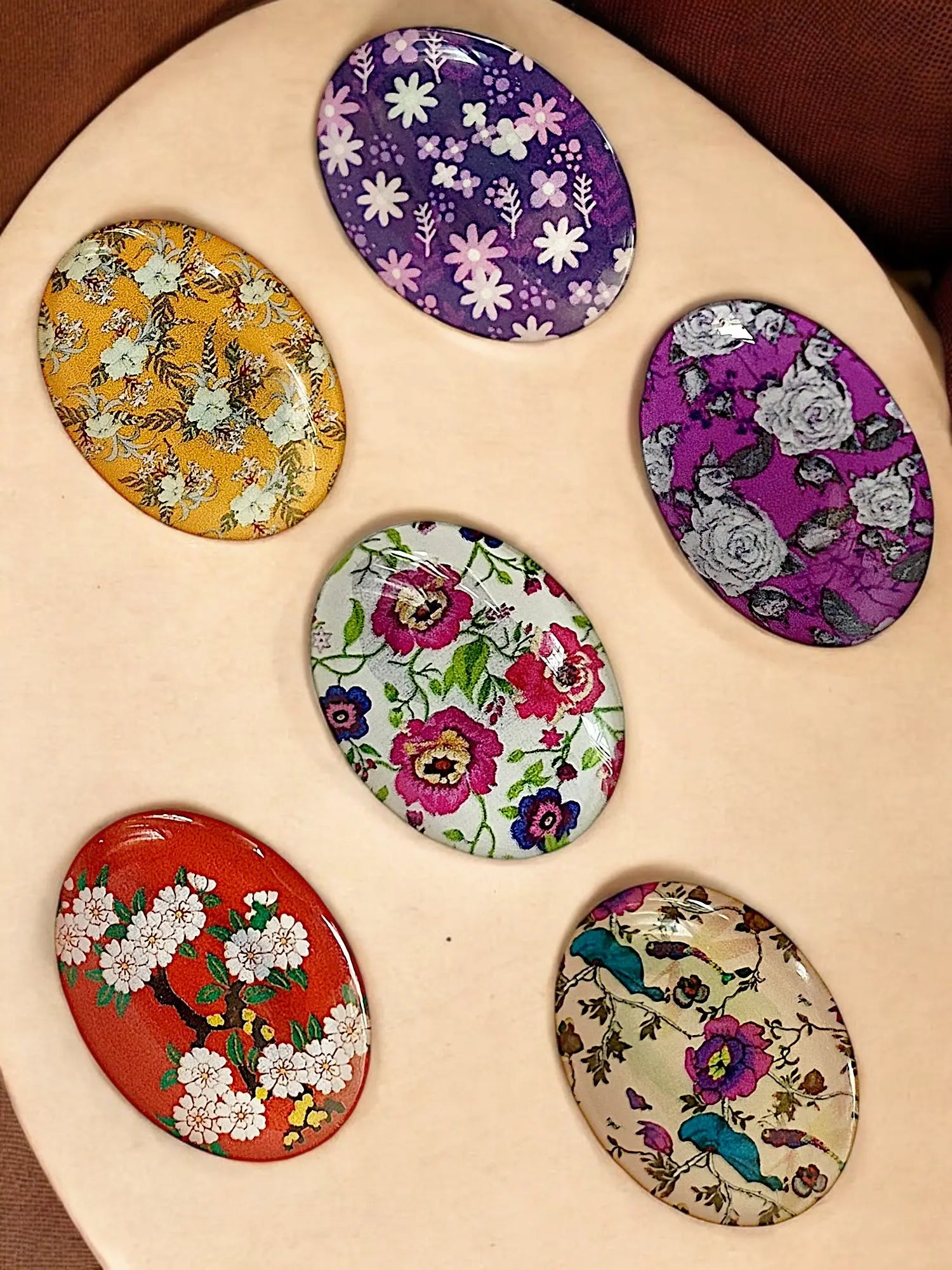 Multicolor Oval Floral Saree Pin Set