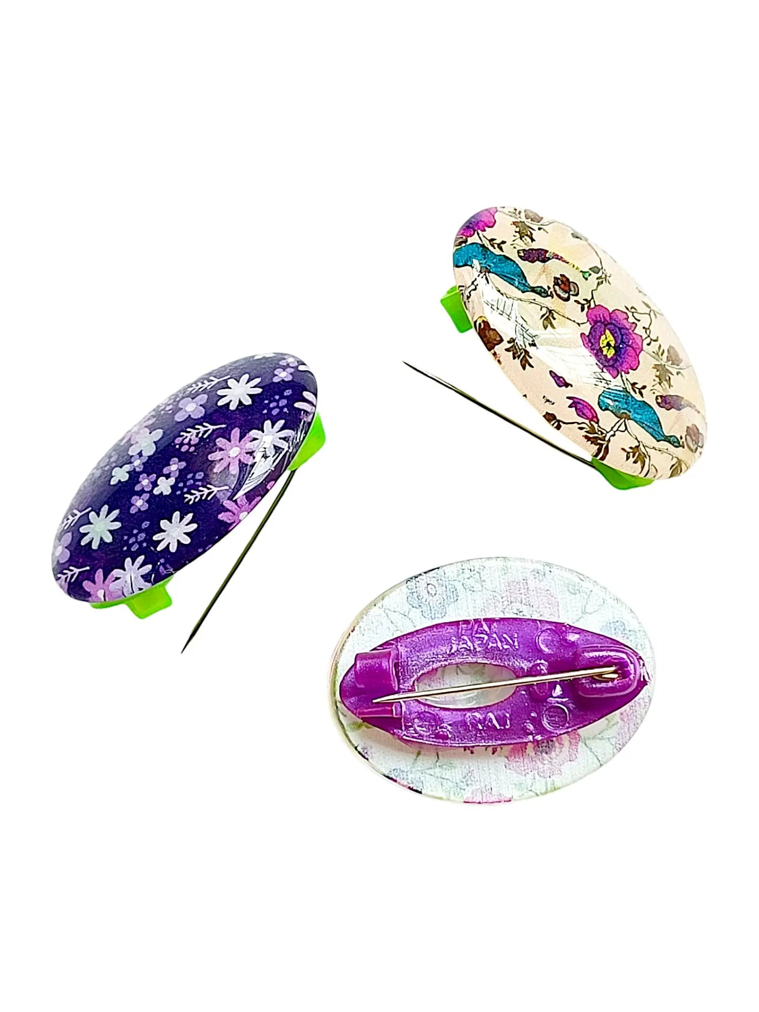 Multicolor Oval Floral Saree Pin Set