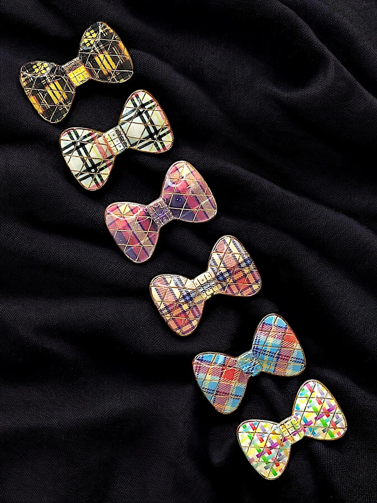 Multicolor Plaid Bow Saree Pin Sets