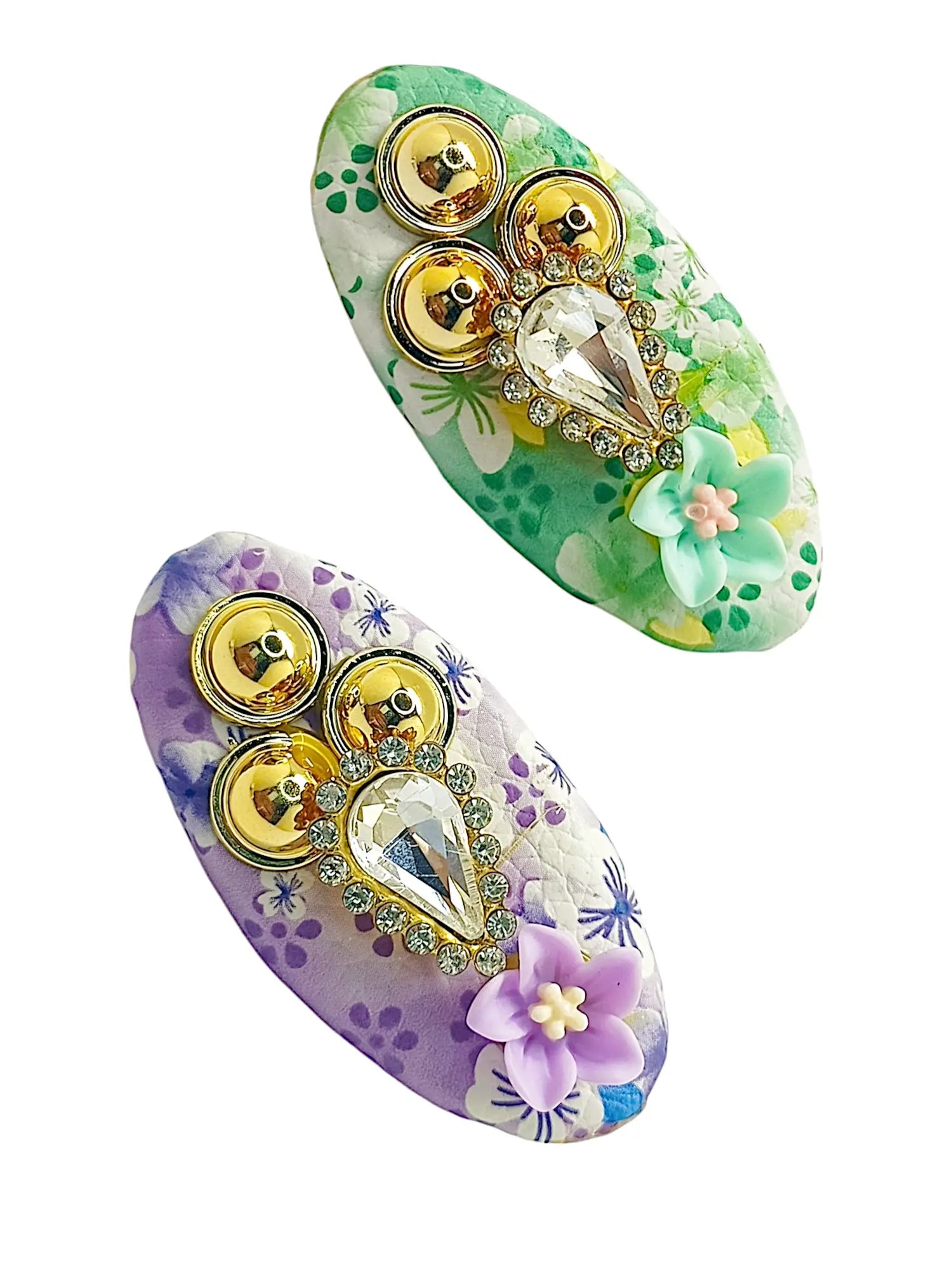 Multicolor Oval Saree Pin with Floral Patterns