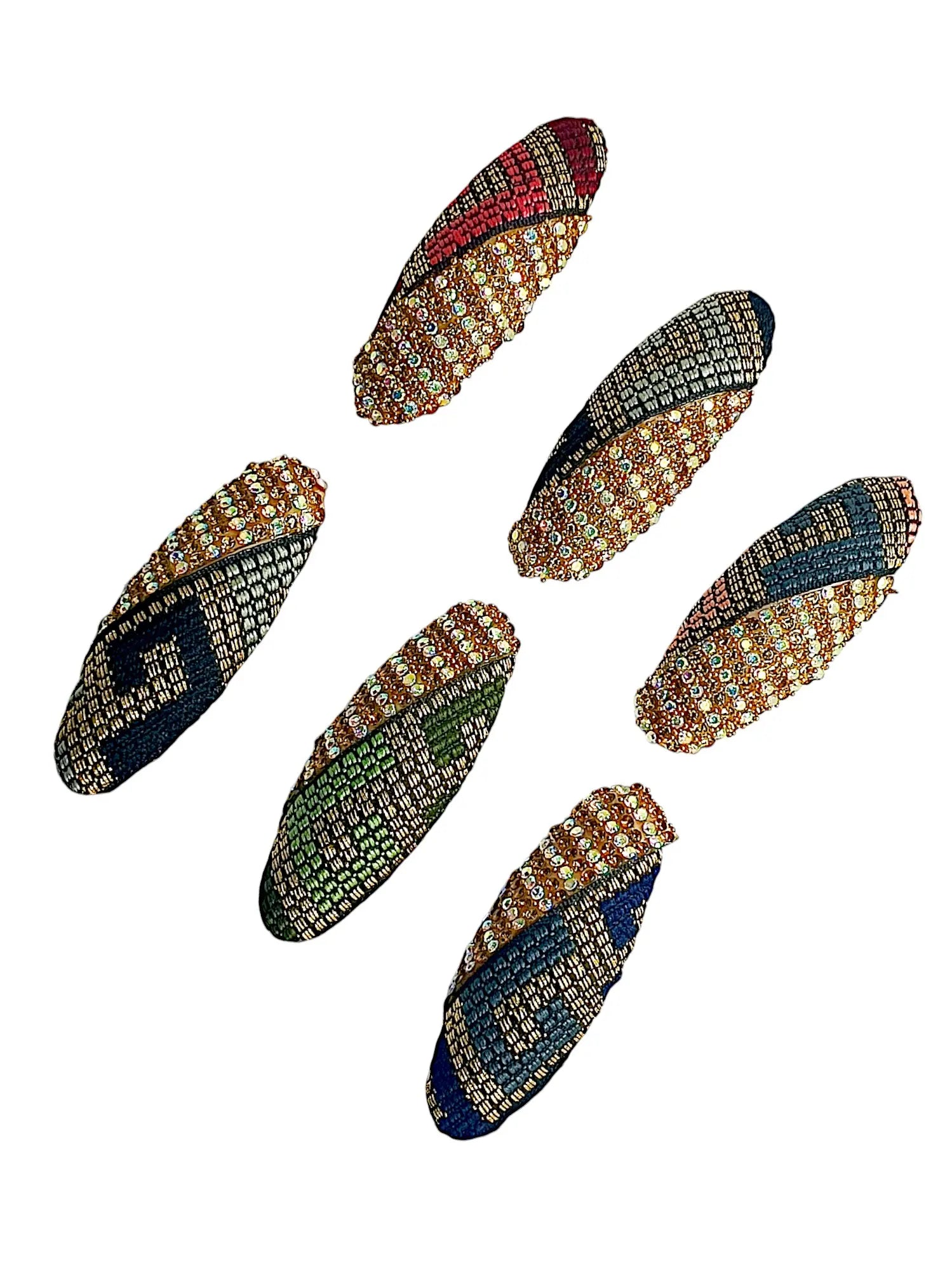 Multicolor Oval Saree Pin with Geometric Patterns