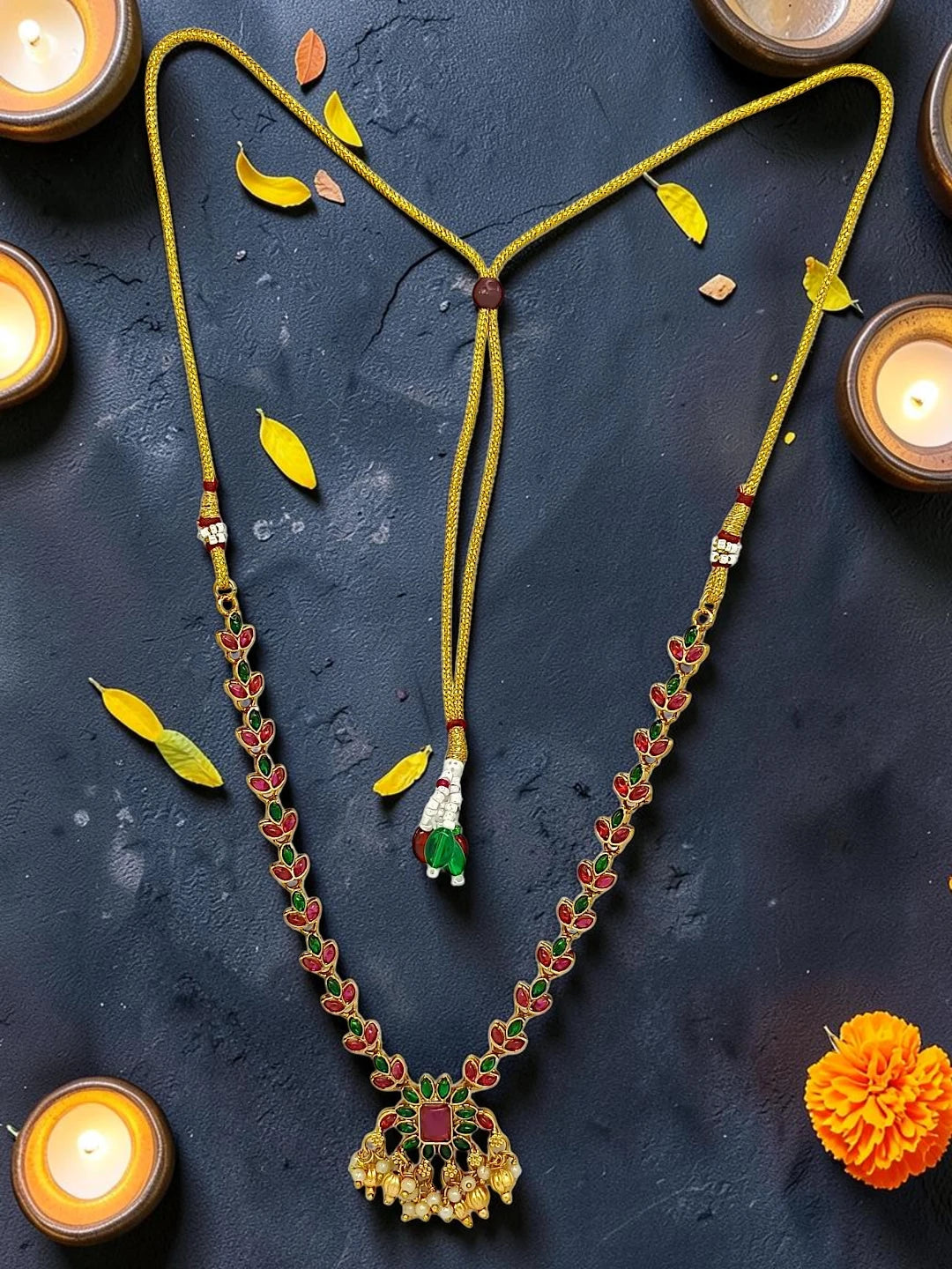 Gold-Plated Floral Delicate Necklace Set