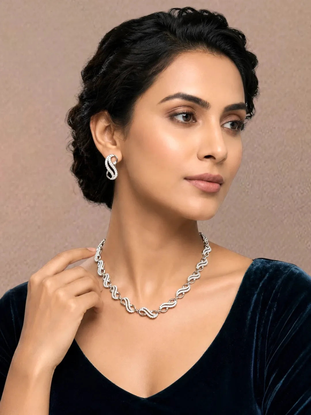 Silver Plated American Diamond Infinity Link Necklace Set