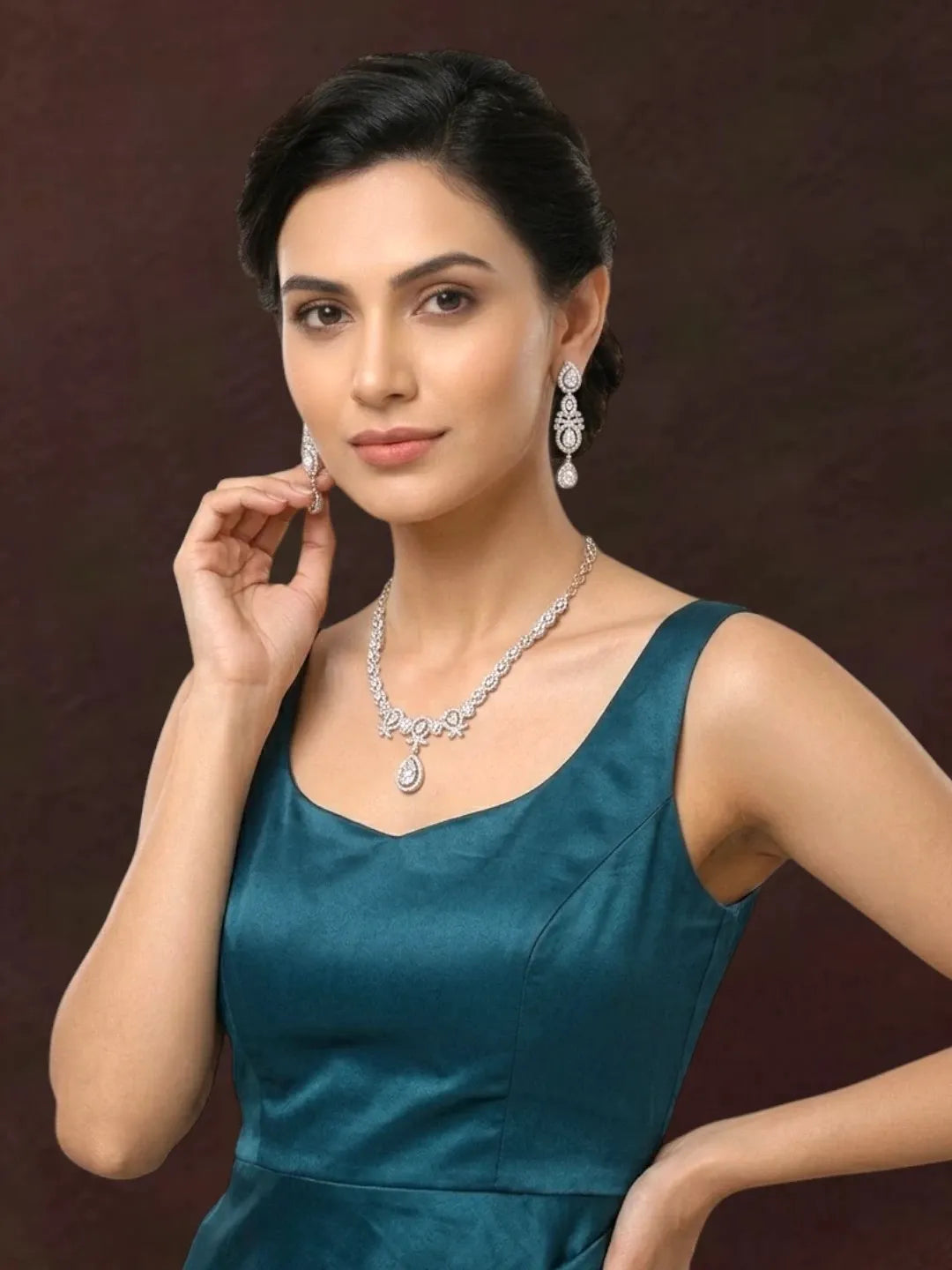 Silver Plated Pear Shape AD Necklace Set