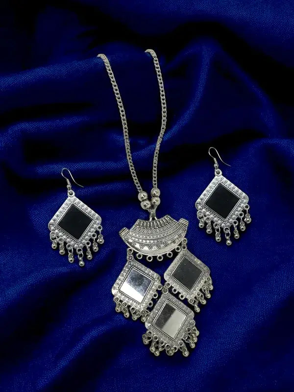Silver Oxidized Intricate Pendant Necklace with Mirror Accents and Matching Earrings