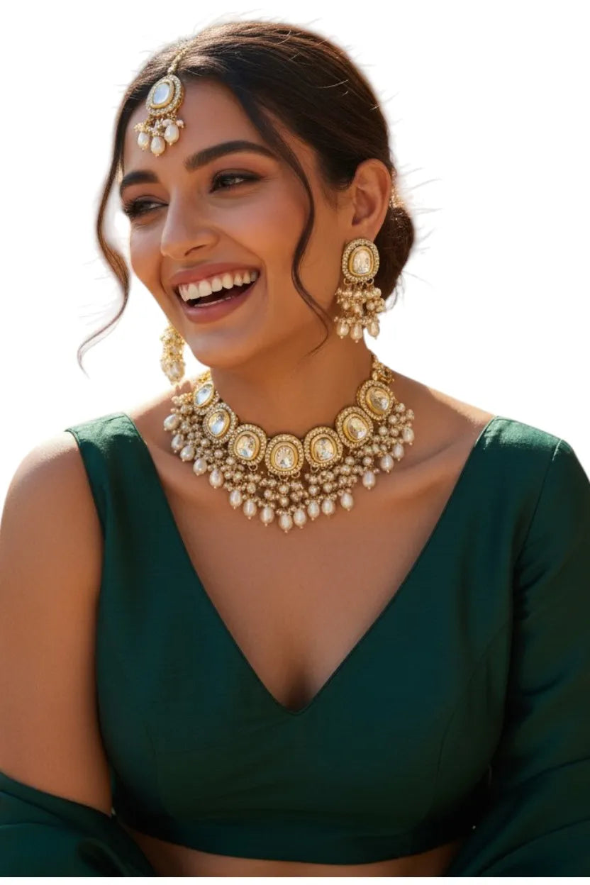 Gold-Plated Kundan Studded & Beaded Jewellery Set
