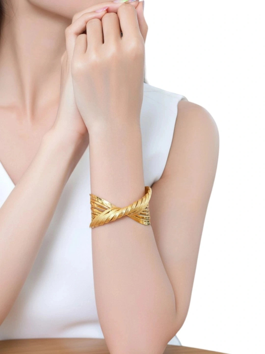 Women Gold Plated Bow Shaped Cuff Bracelet