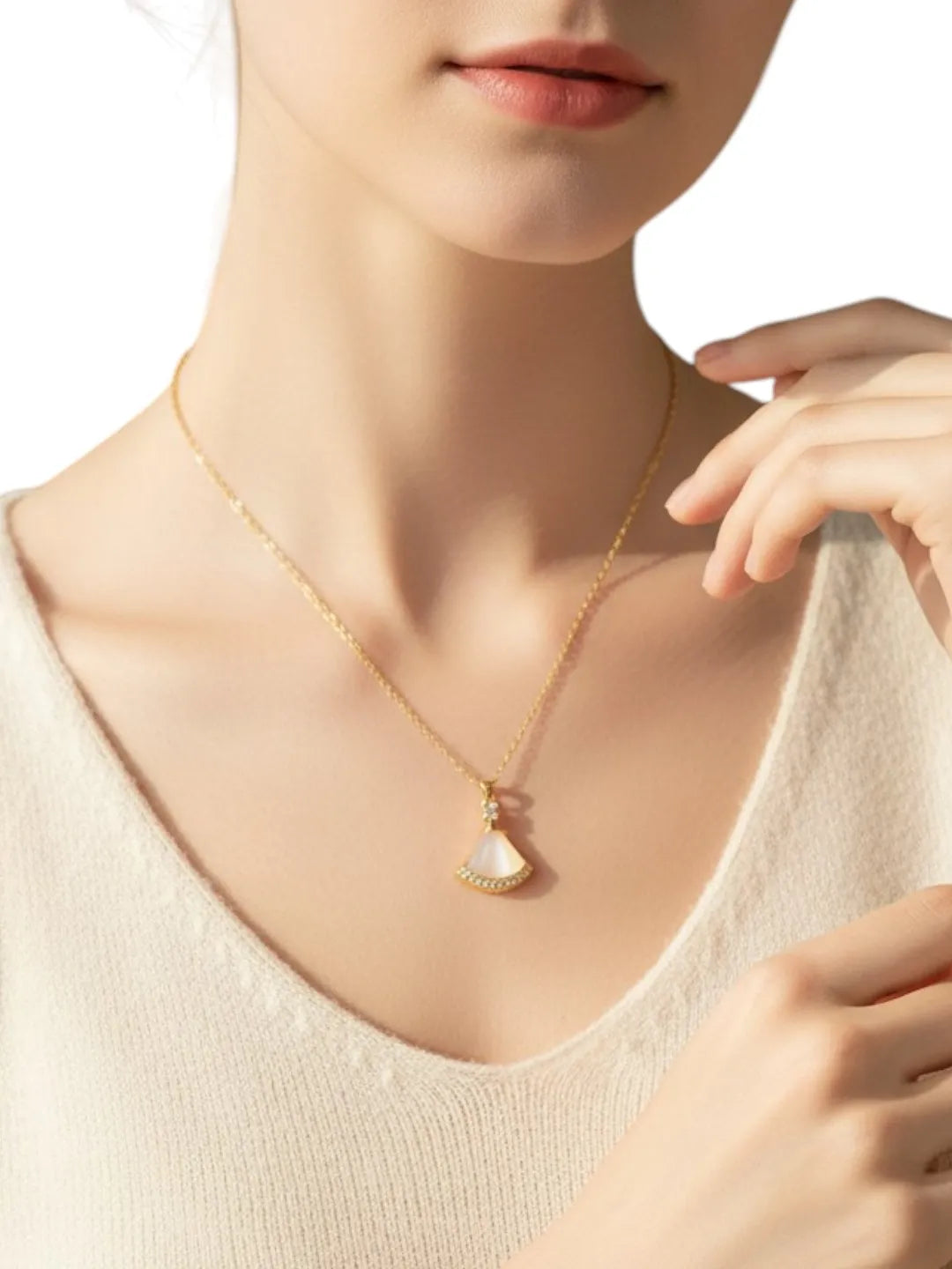 Gold Plated Monalisa CZ Pendant Chain For Women and Girls