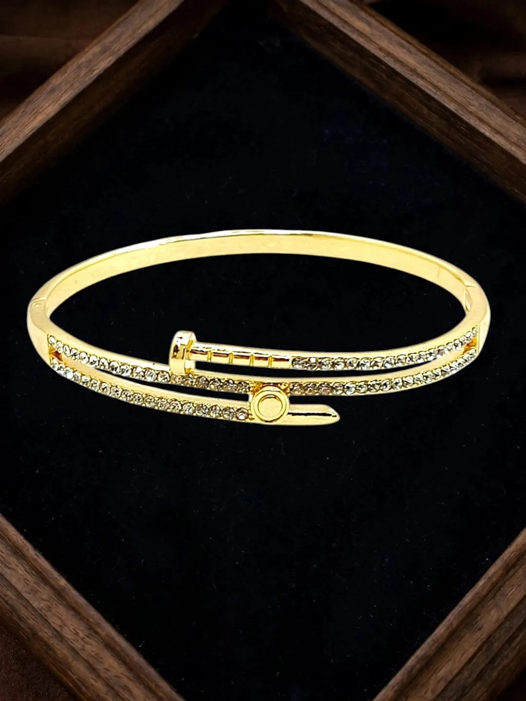 Gold Plated Anti Tarnish CZ Clover Shape Bracelet