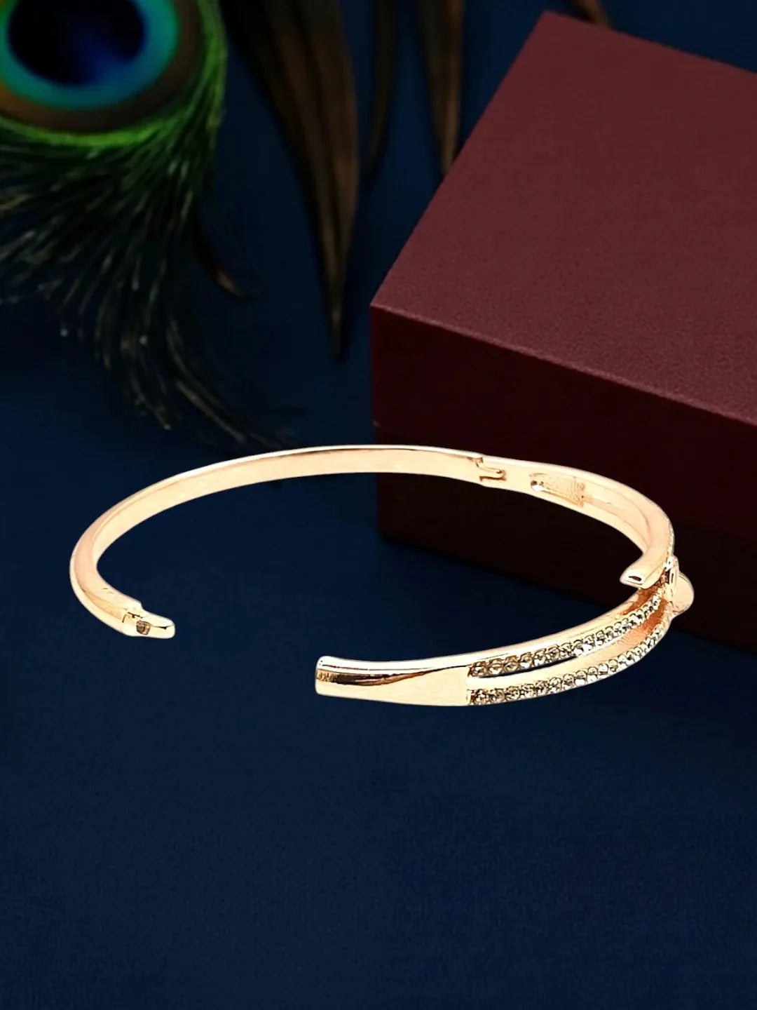 Gold Plated Anti Tarnish CZ Clover Cut Out Bracelet