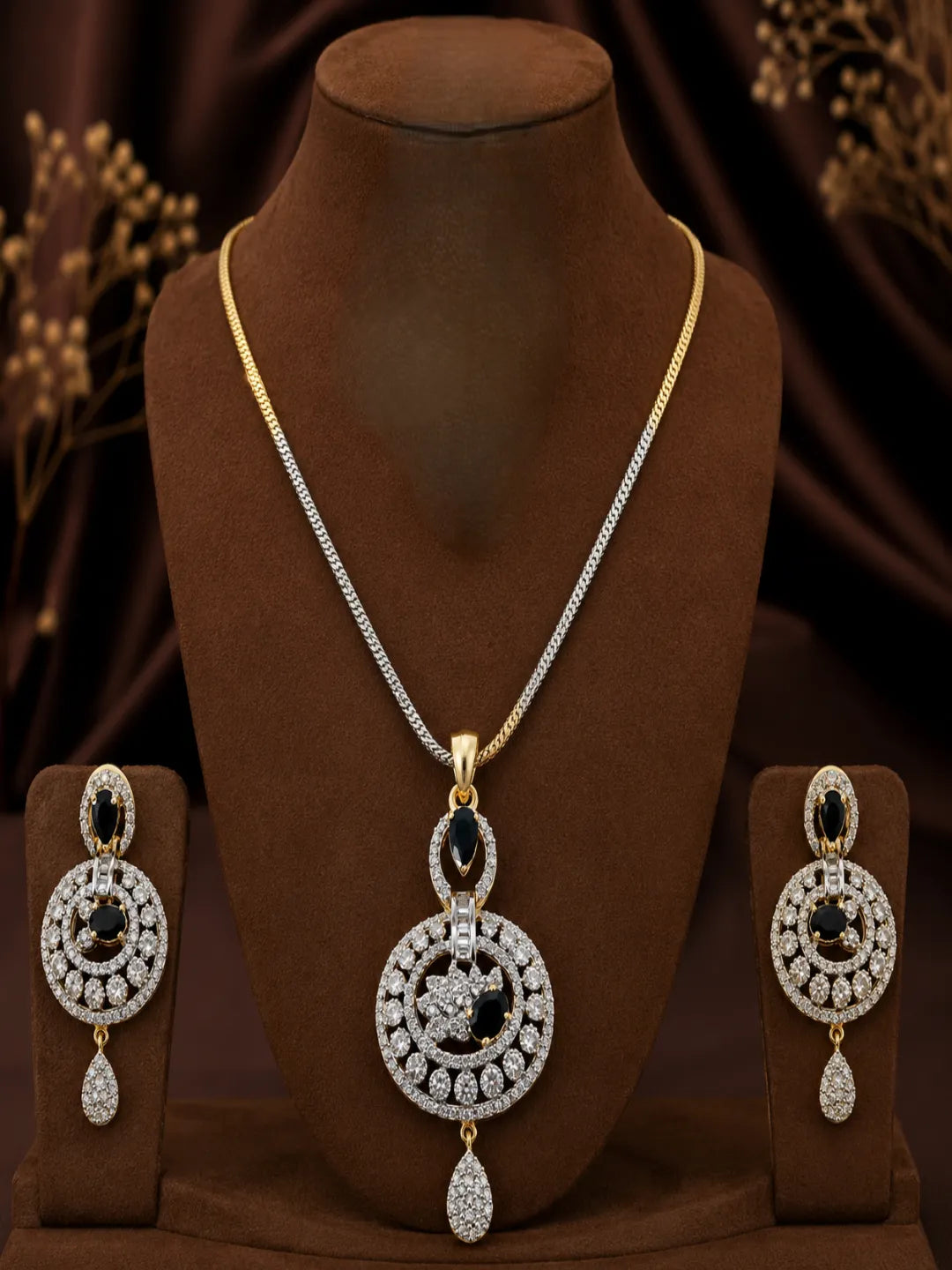 Gold-Plated Silver-Toned Black & White AD-Studded Pendant Jewellery Set
