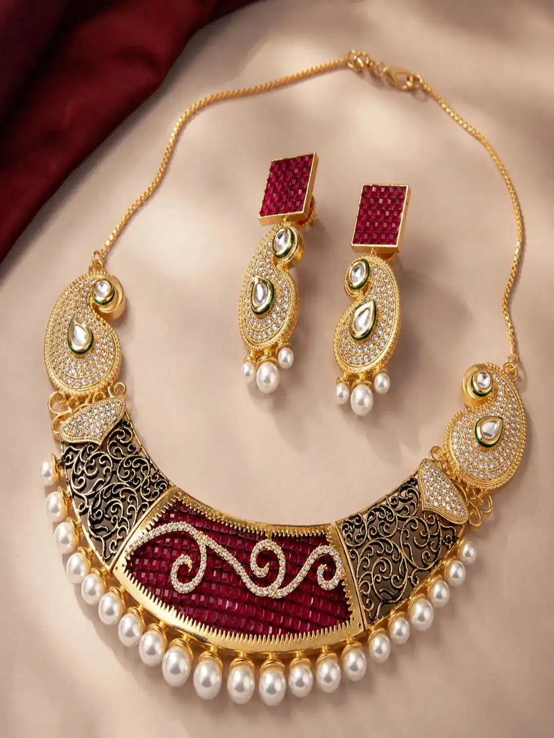 Gold-Plated Artificial Stones & Beads Studded Jewellery Set