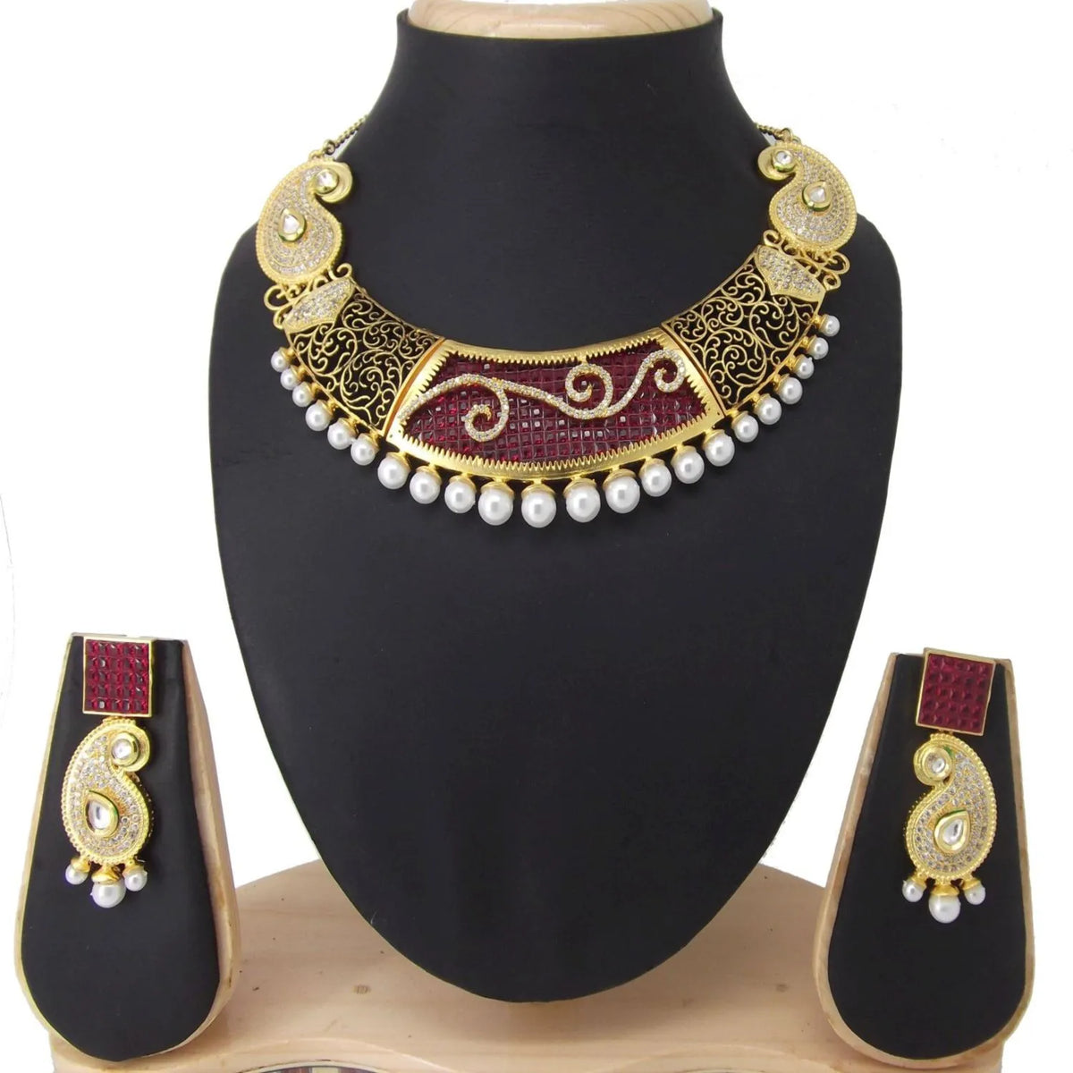Gold-Plated Artificial Stones & Beads Studded Jewellery Set